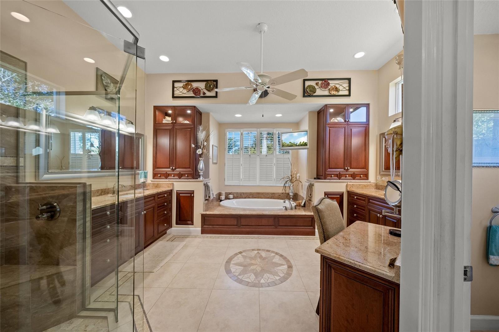 LAUREL OAK ESTATES - Residential