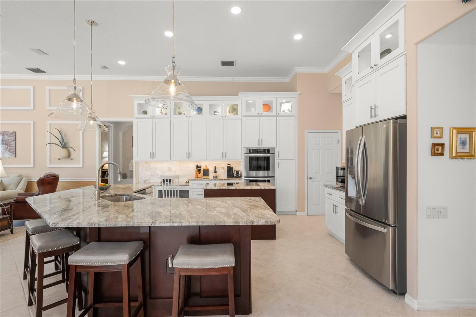 LAUREL OAK ESTATES - Residential