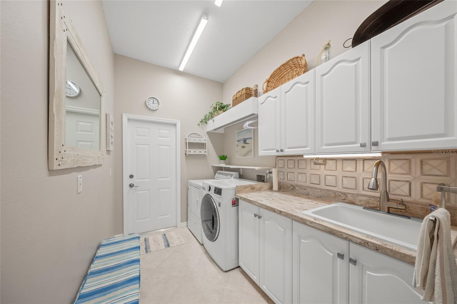 LAUREL OAK ESTATES - Residential