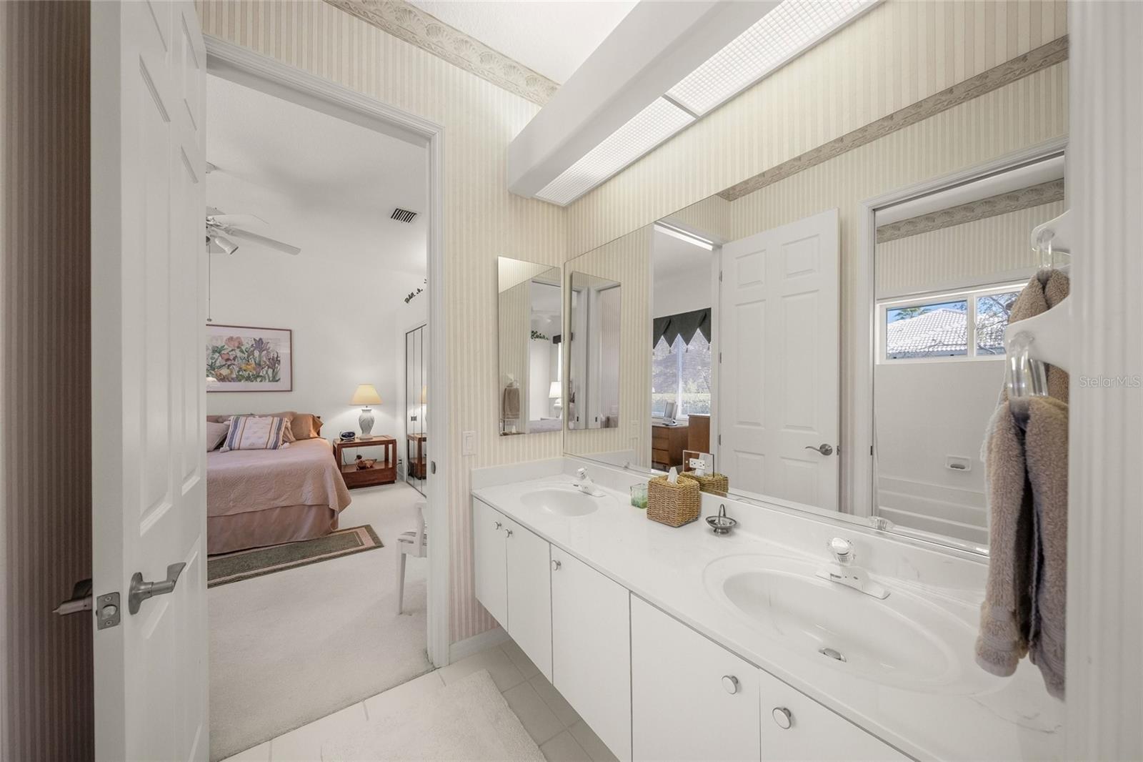 LAUREL OAK ESTATES - Residential