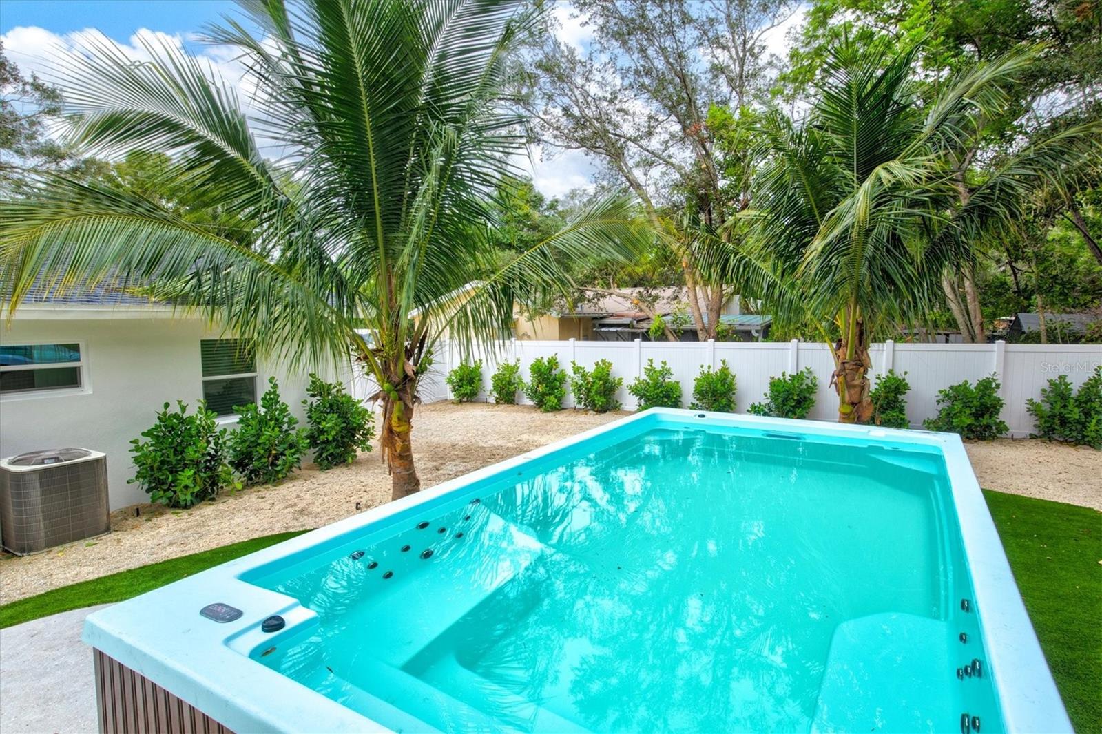 ROSEDALE - Residential