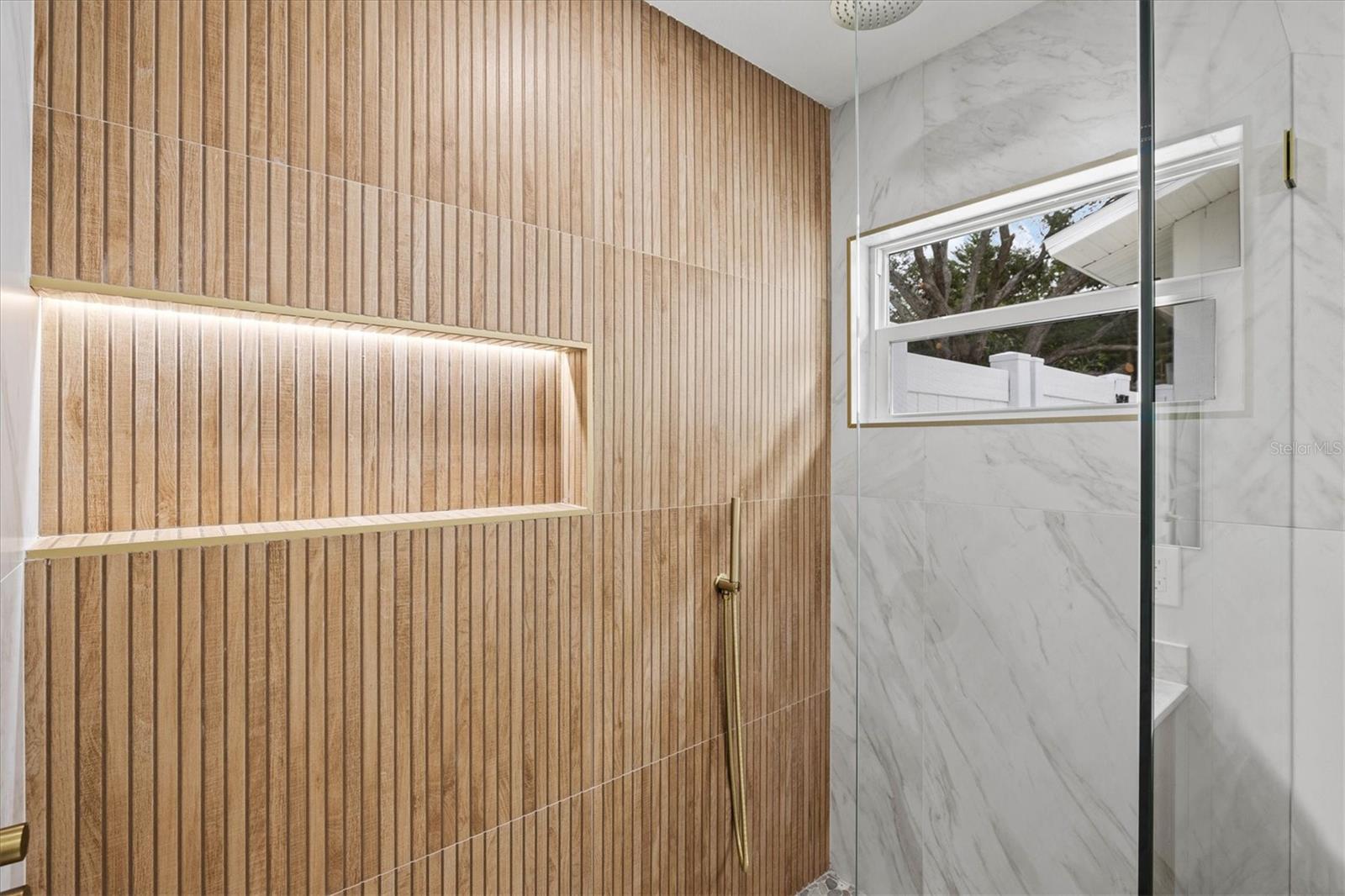 ROSEDALE - Residential