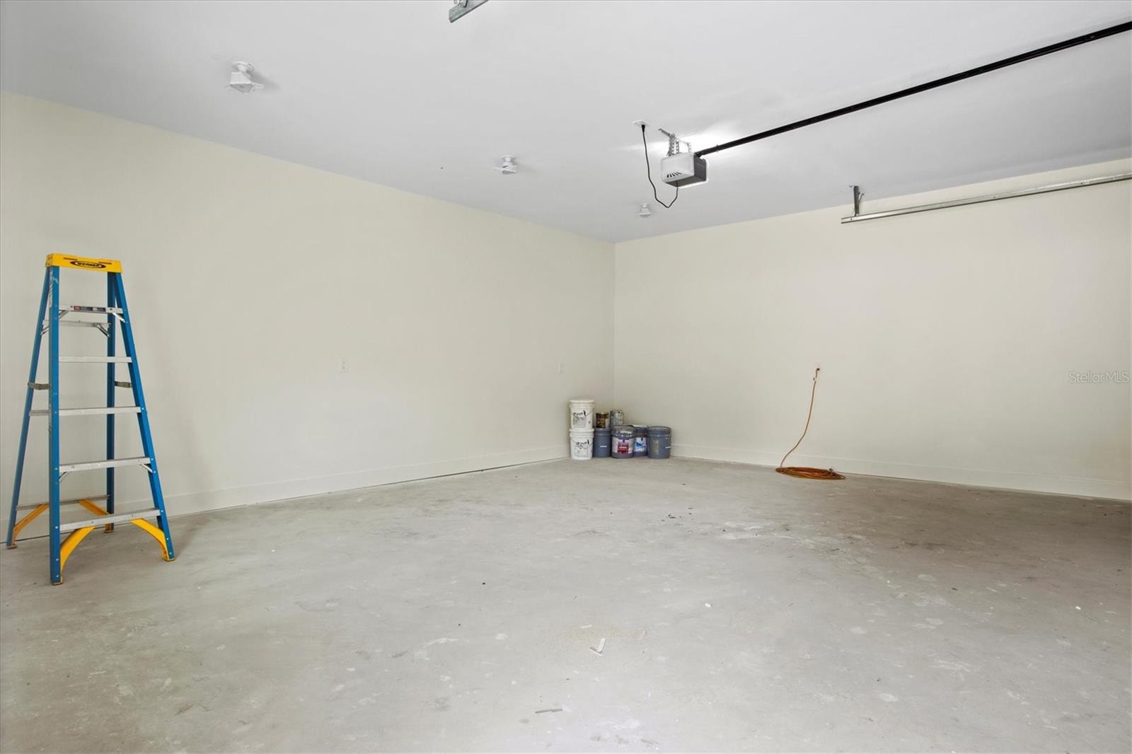 ROSEDALE - Residential