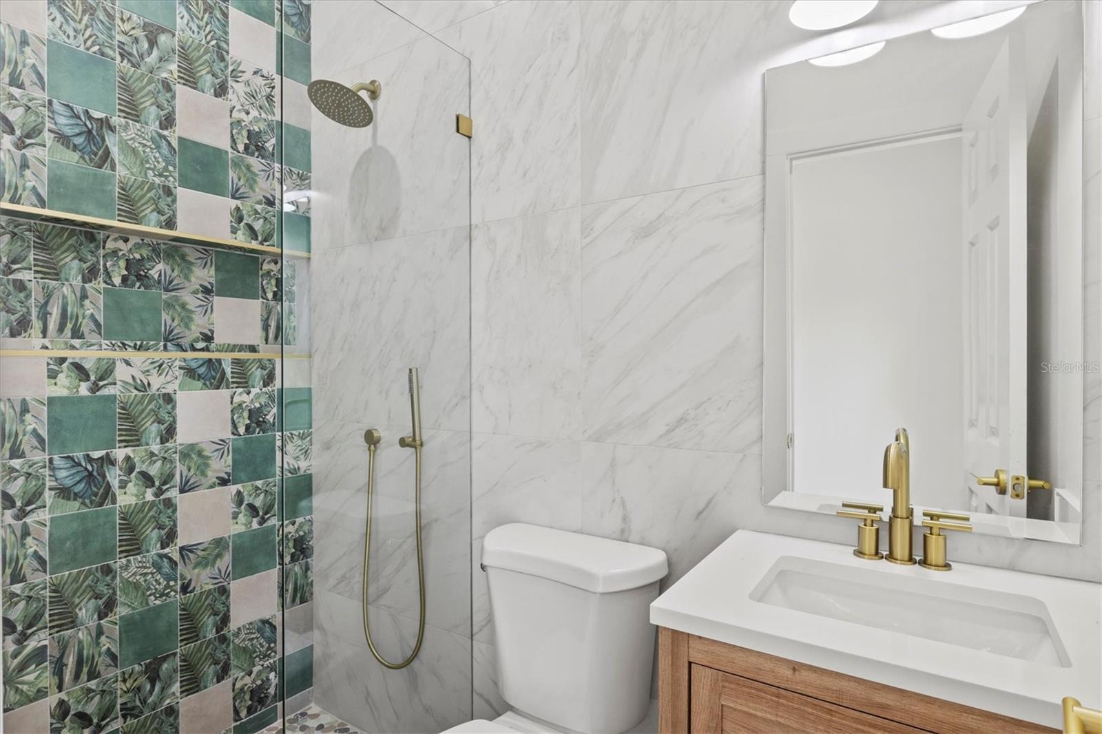 ROSEDALE - Residential