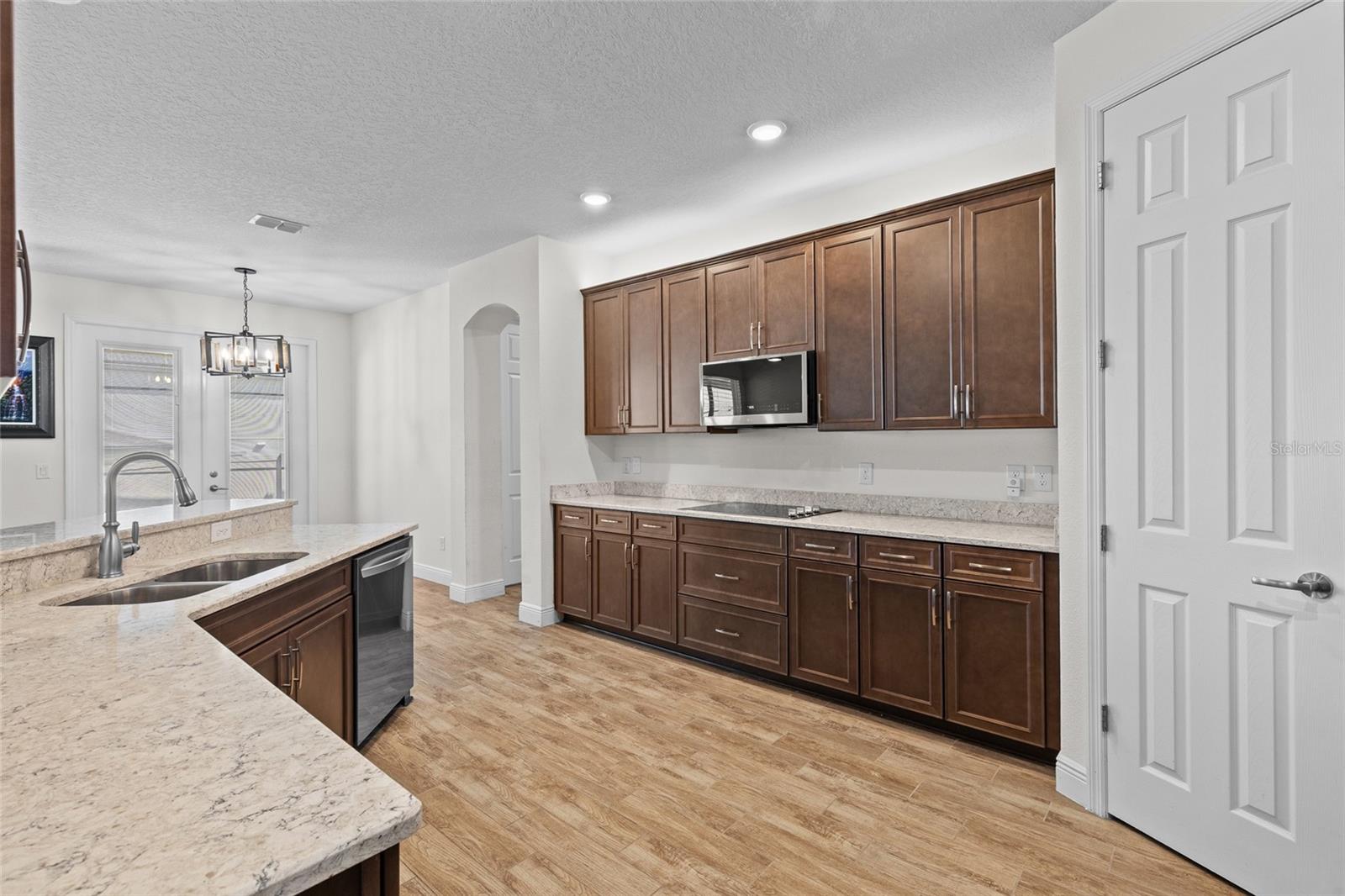 MCALLISTER LNDG - Residential