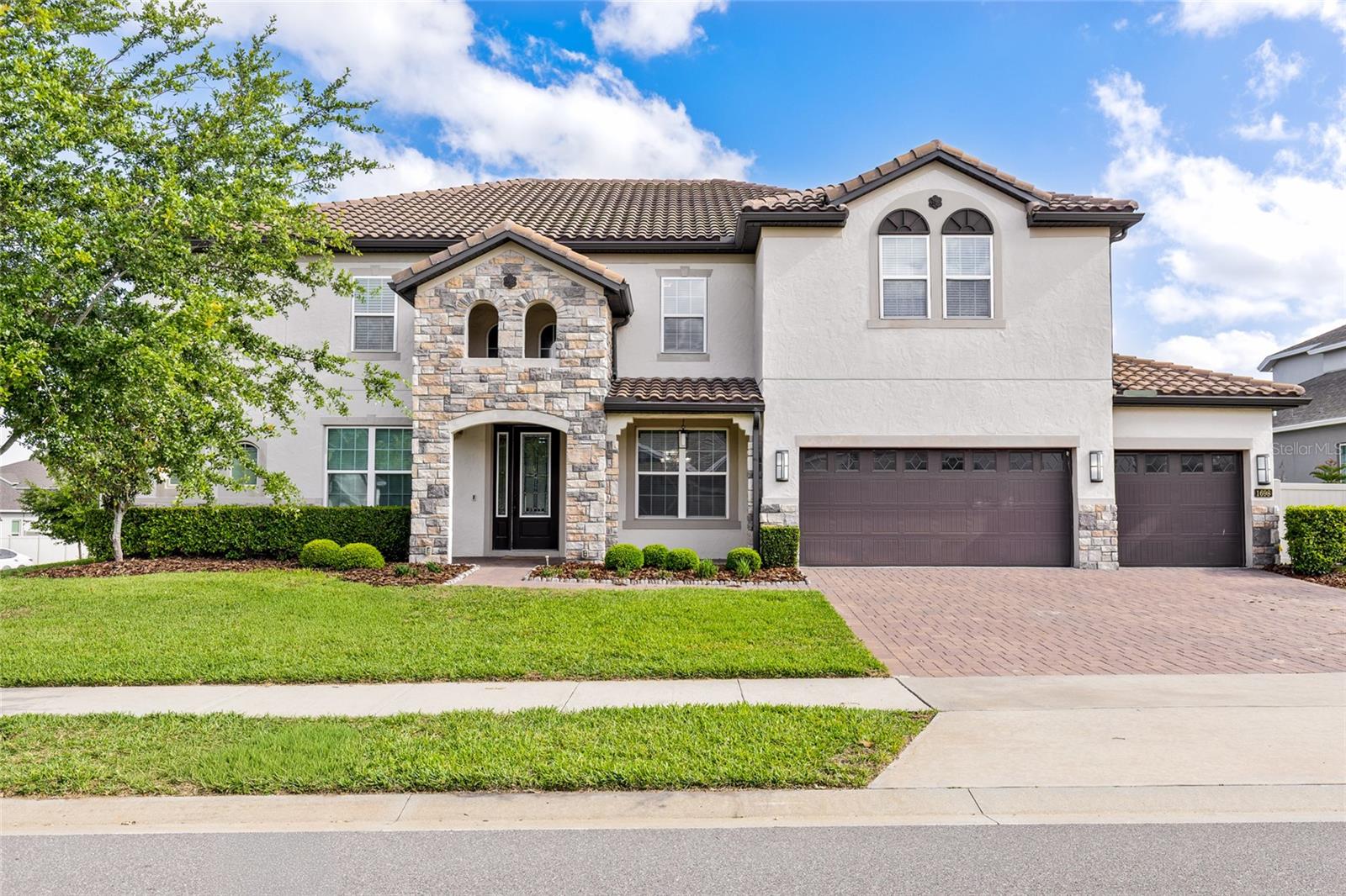 1698 JUNIPER HAMMOCK STREET