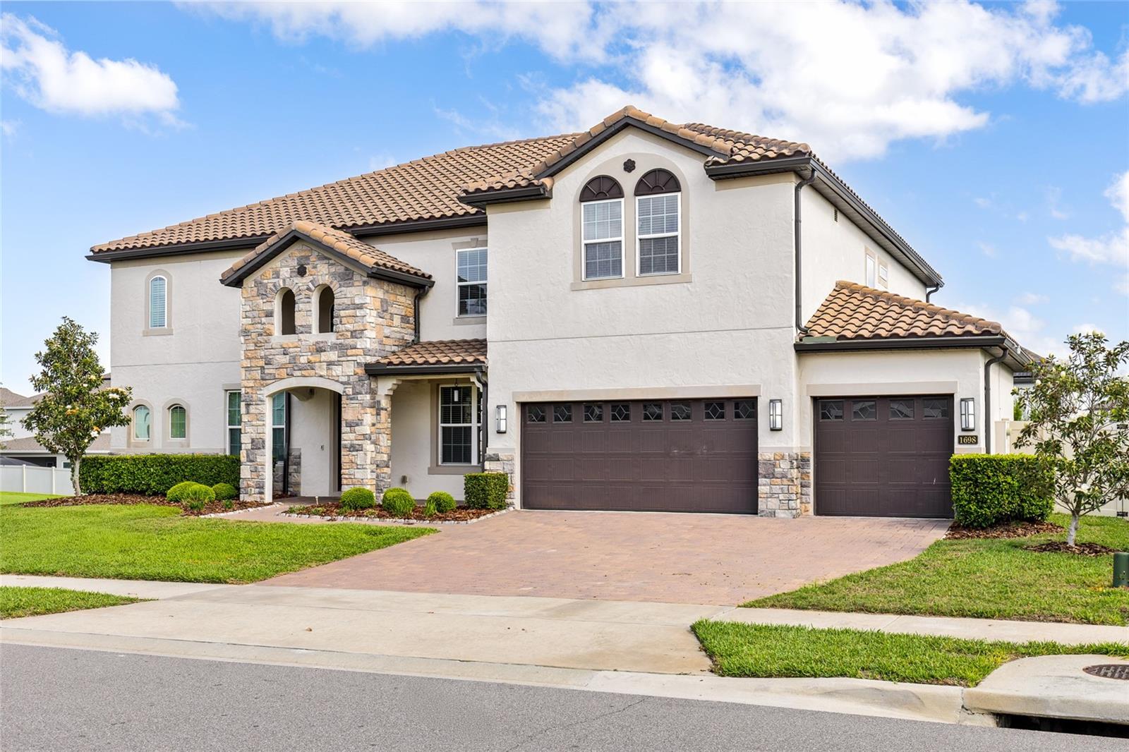 1698 JUNIPER HAMMOCK STREET