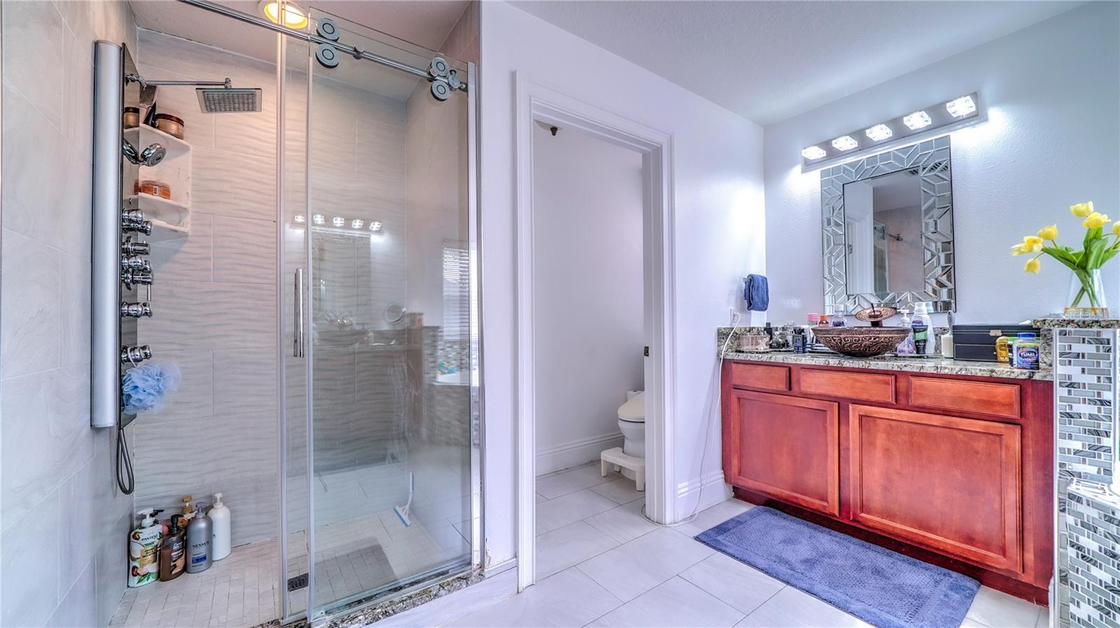 TOSCANA W - Residential