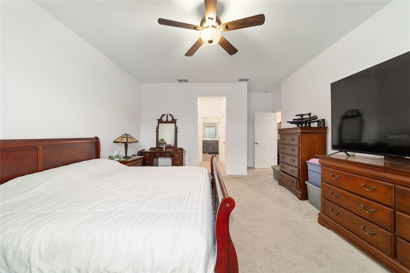 CALESA TOWNSHIP ROAN HILLS PH - Residential