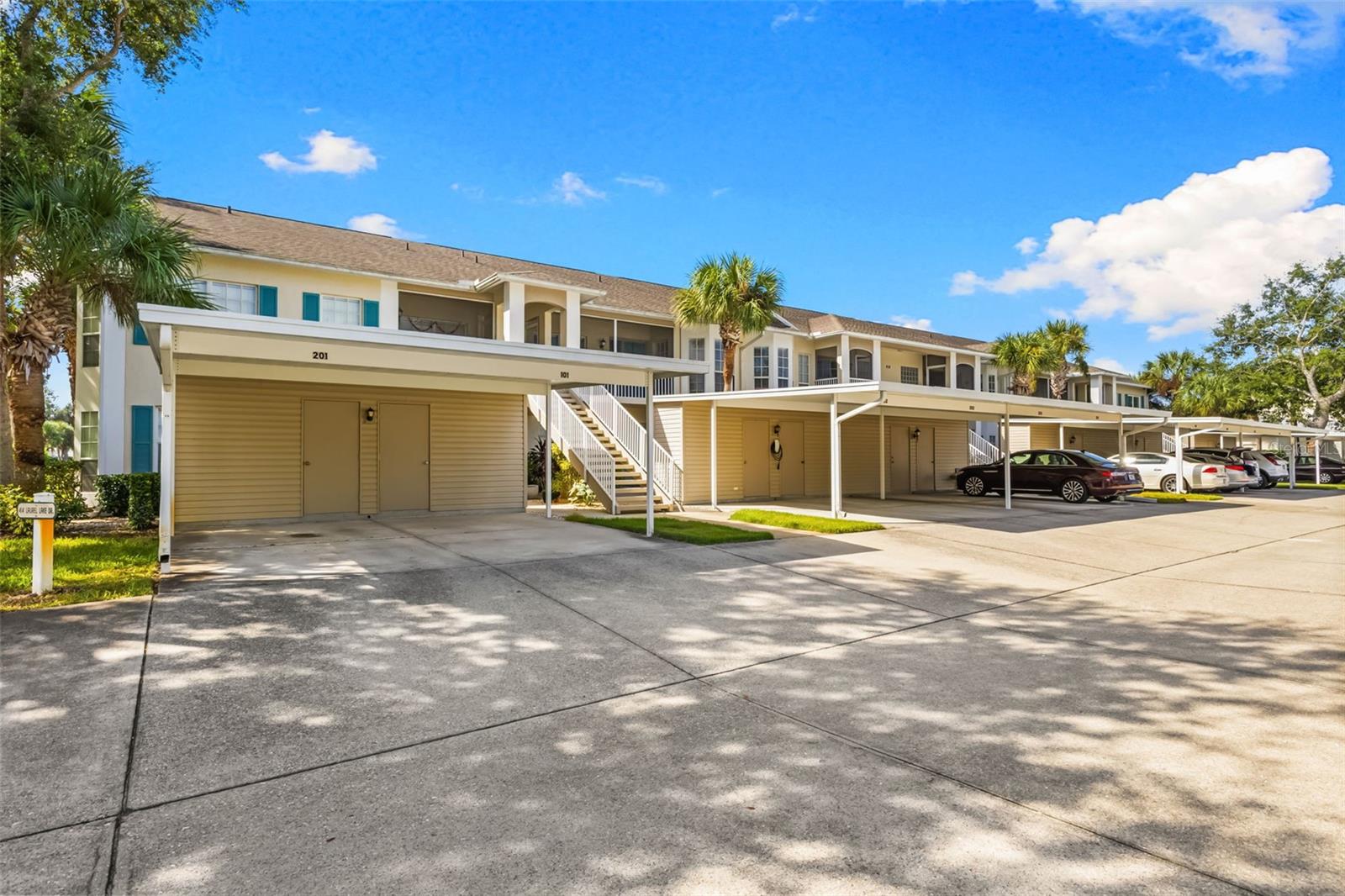 GARDENS VI/WATERSIDE VILLAGE - Residential Lease