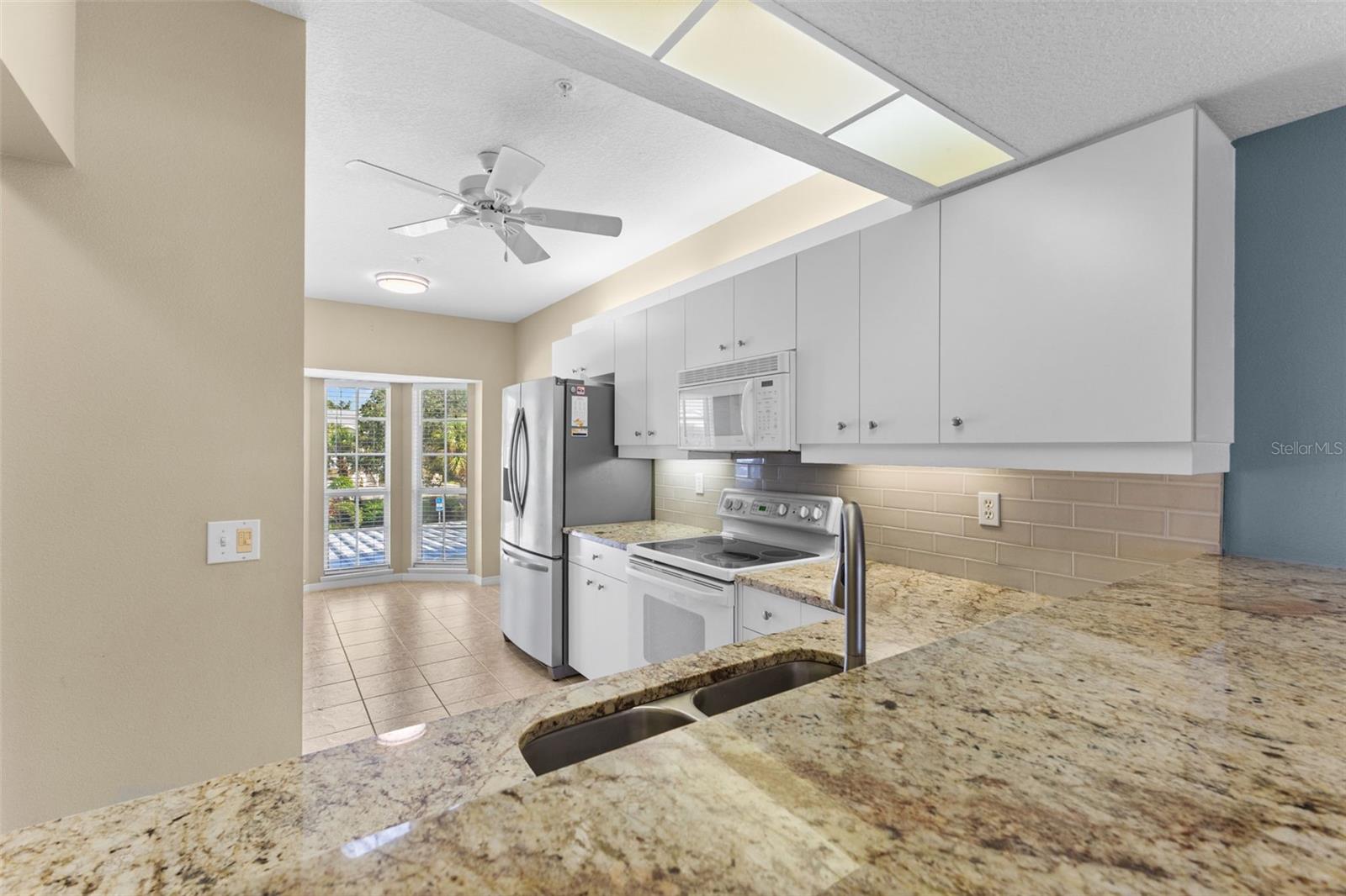 GARDENS VI/WATERSIDE VILLAGE - Residential Lease