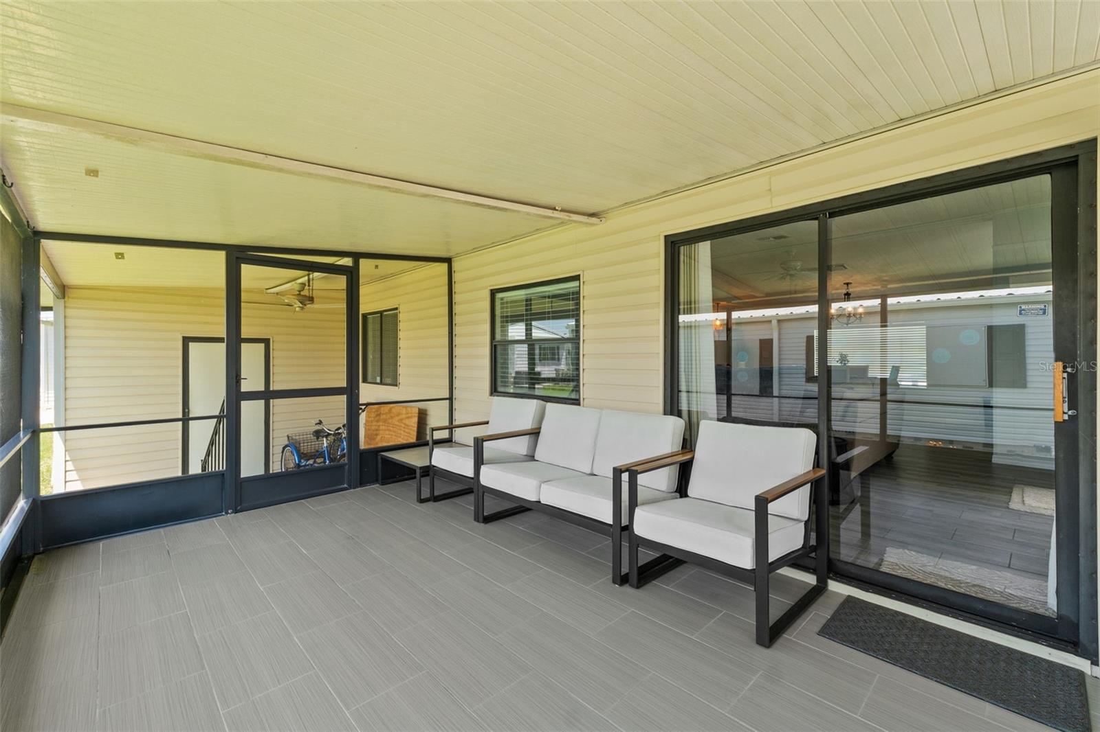 LAZY RIVER MHP - Residential