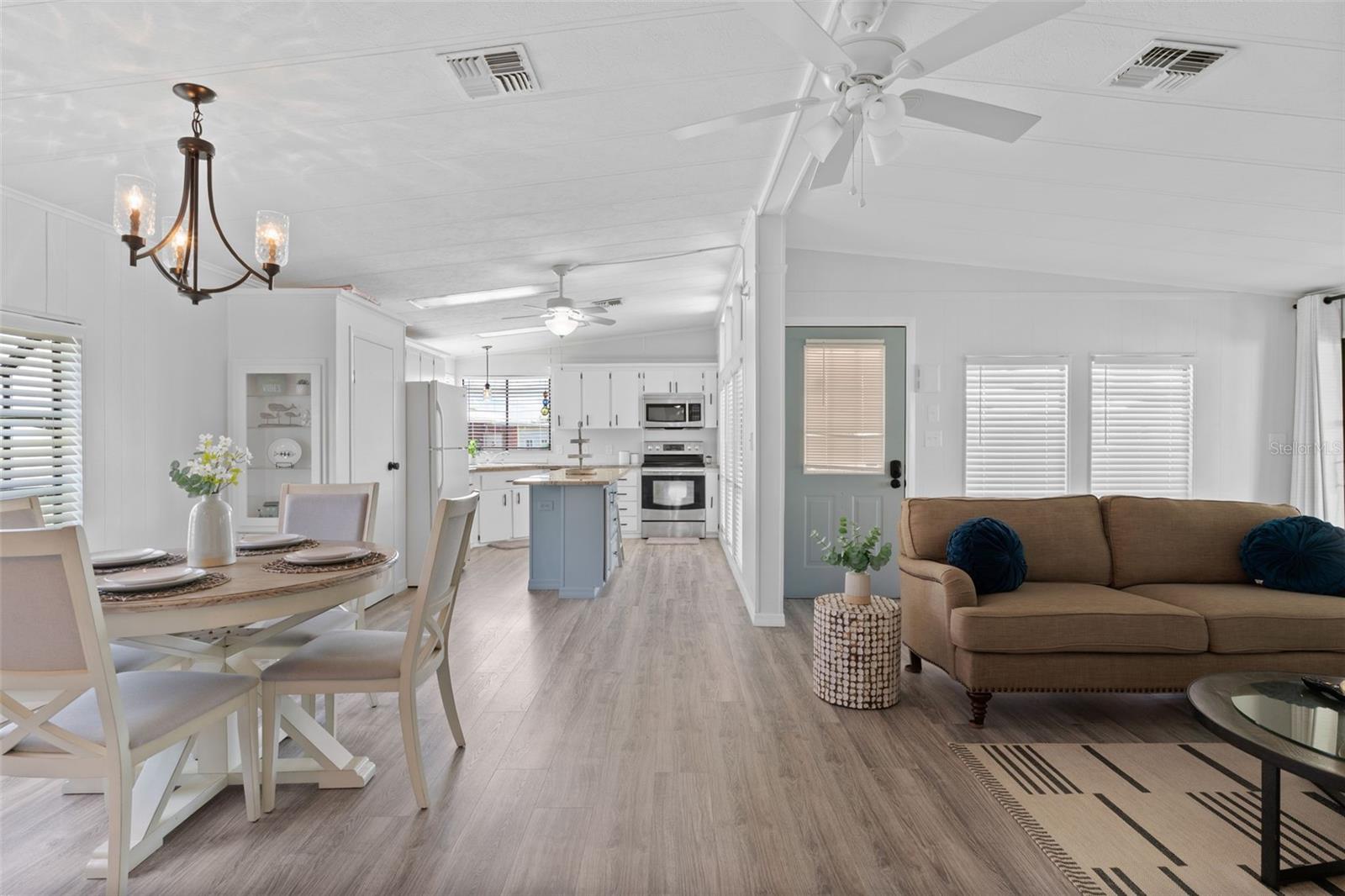 LAZY RIVER MHP - Residential