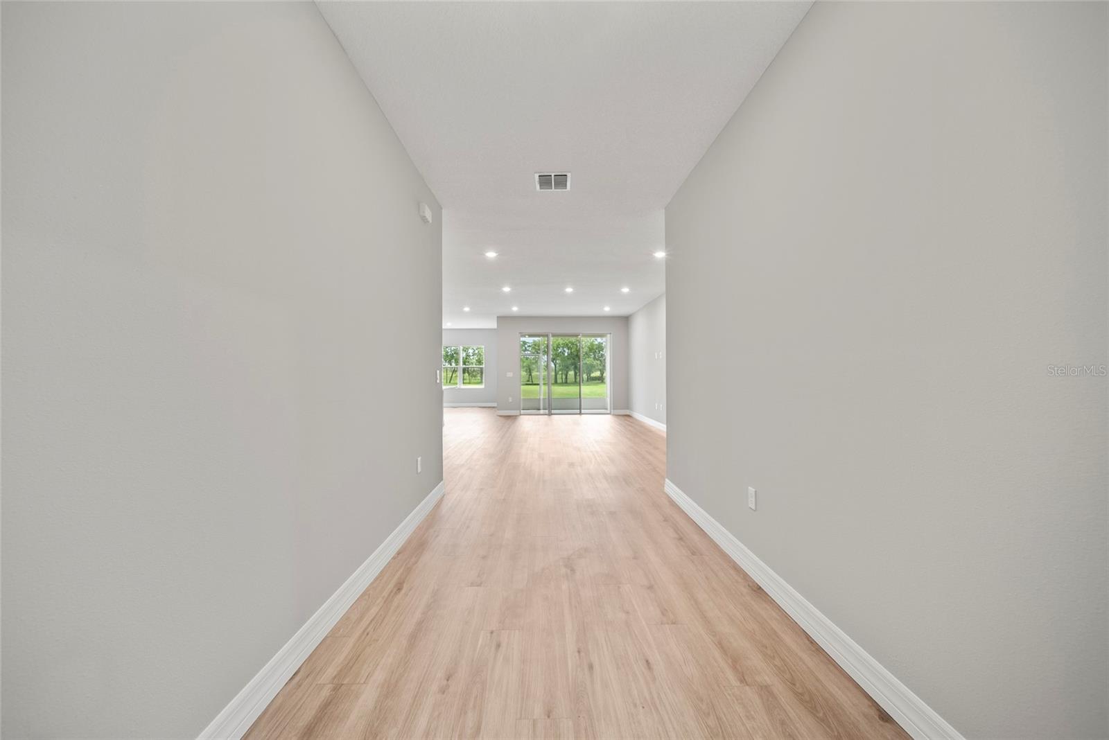 59 WOODFIELD CIRCLE
