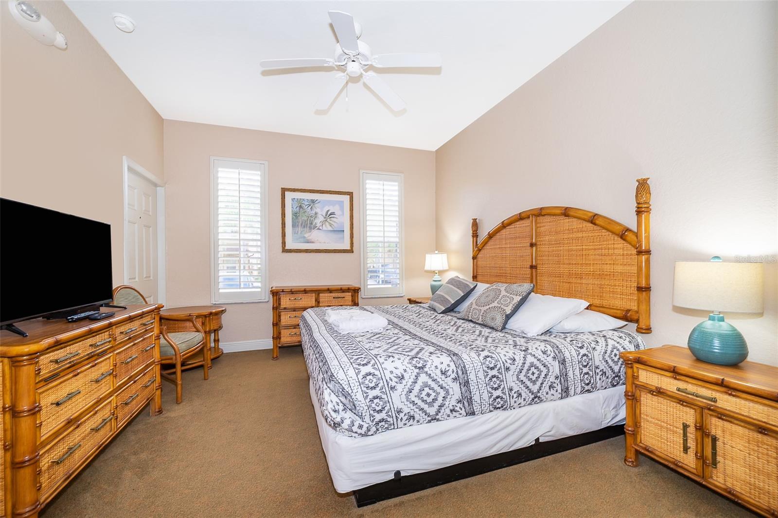 VILLA AT REGAL PALMS CONDO - Residential