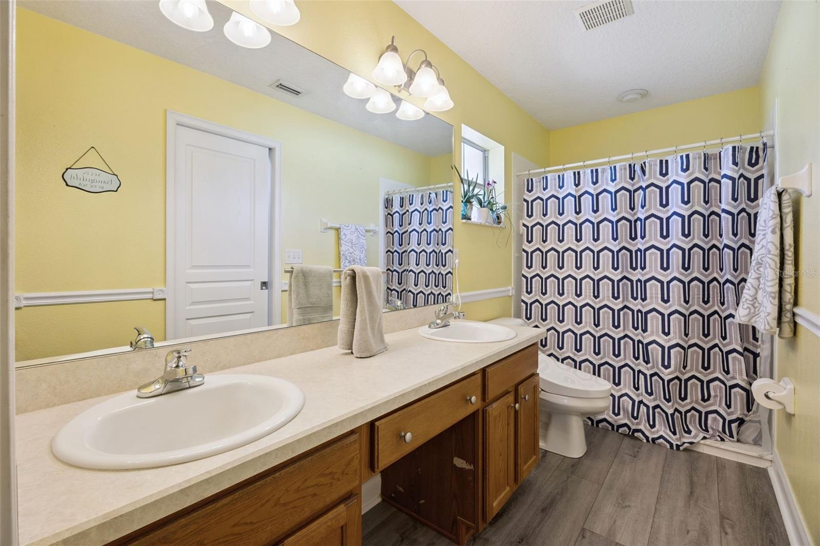 GROVES AT BAYTREE PH 04 - Residential