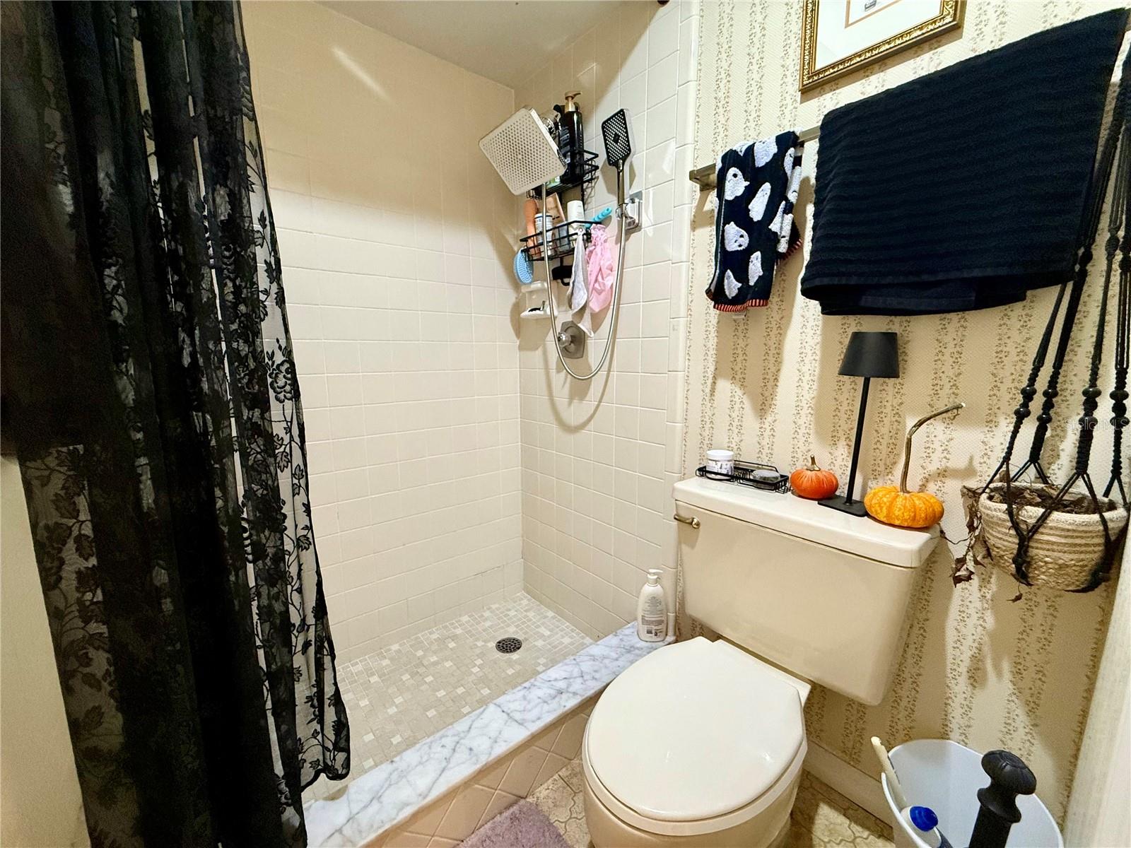 MANDARIN ESTATES - Residential