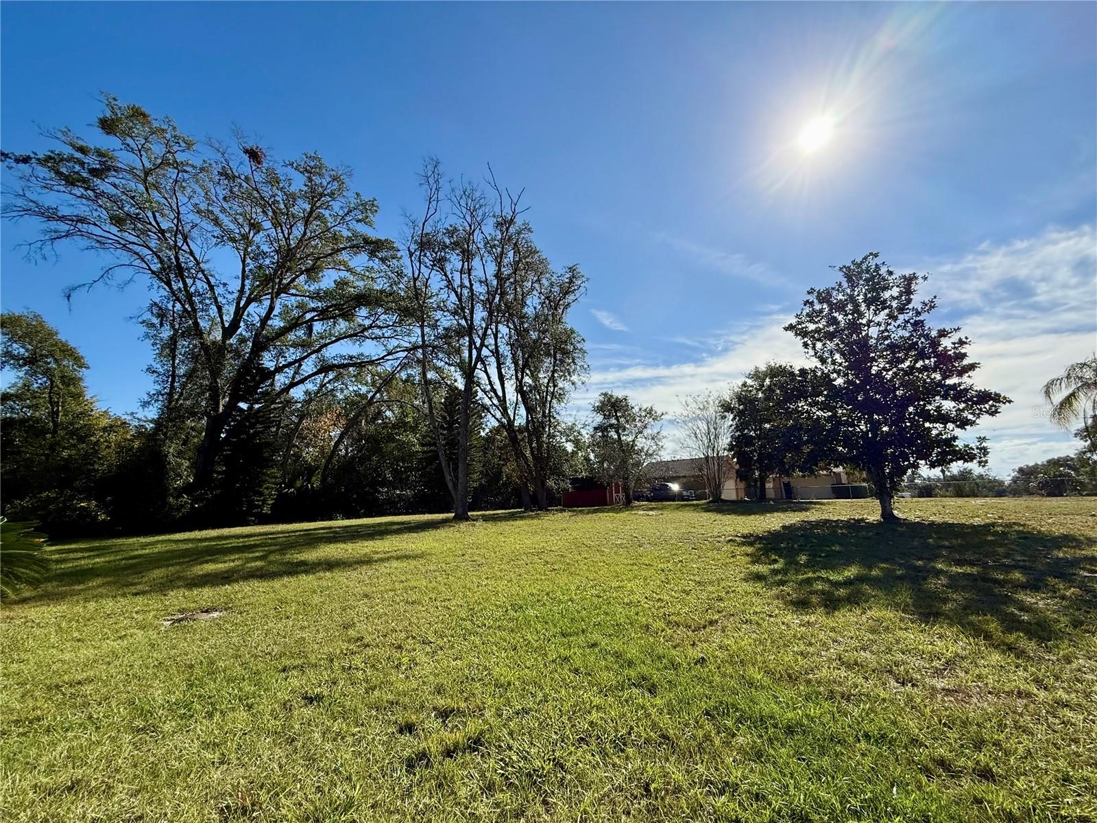 MANDARIN ESTATES - Residential