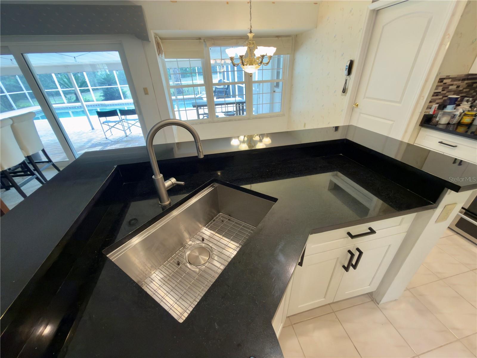 MANDARIN ESTATES - Residential