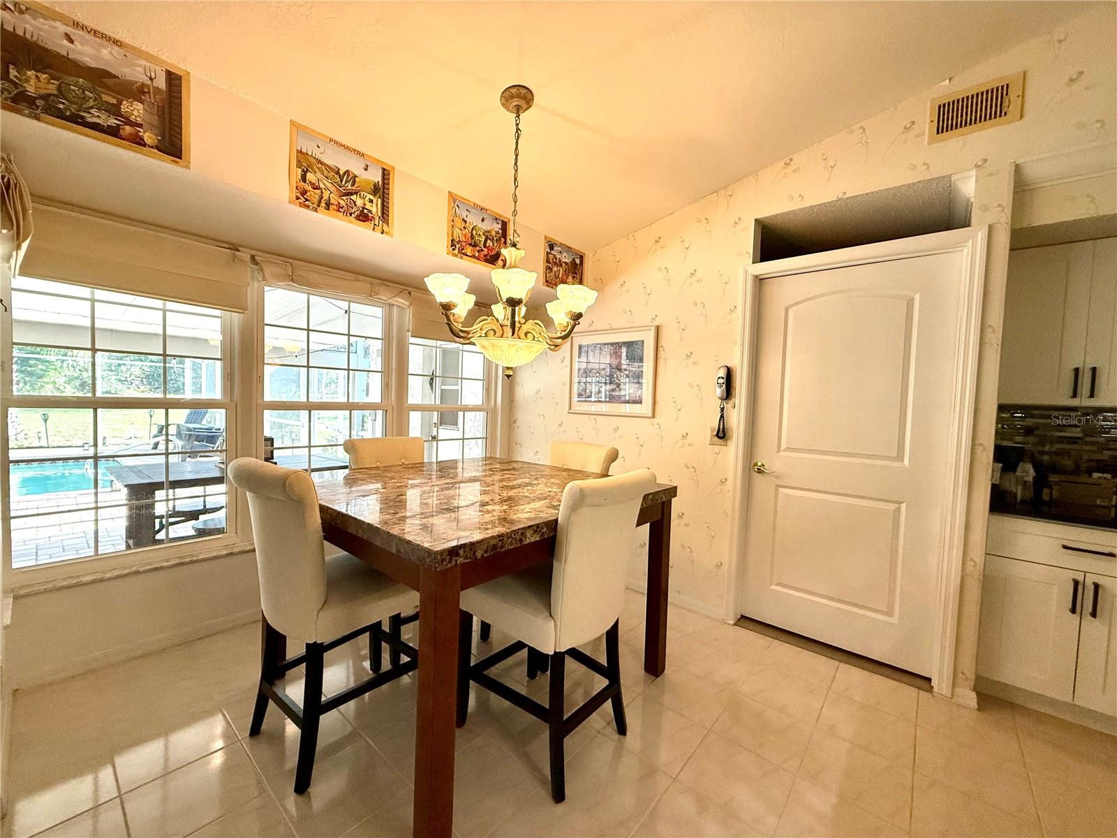 MANDARIN ESTATES - Residential