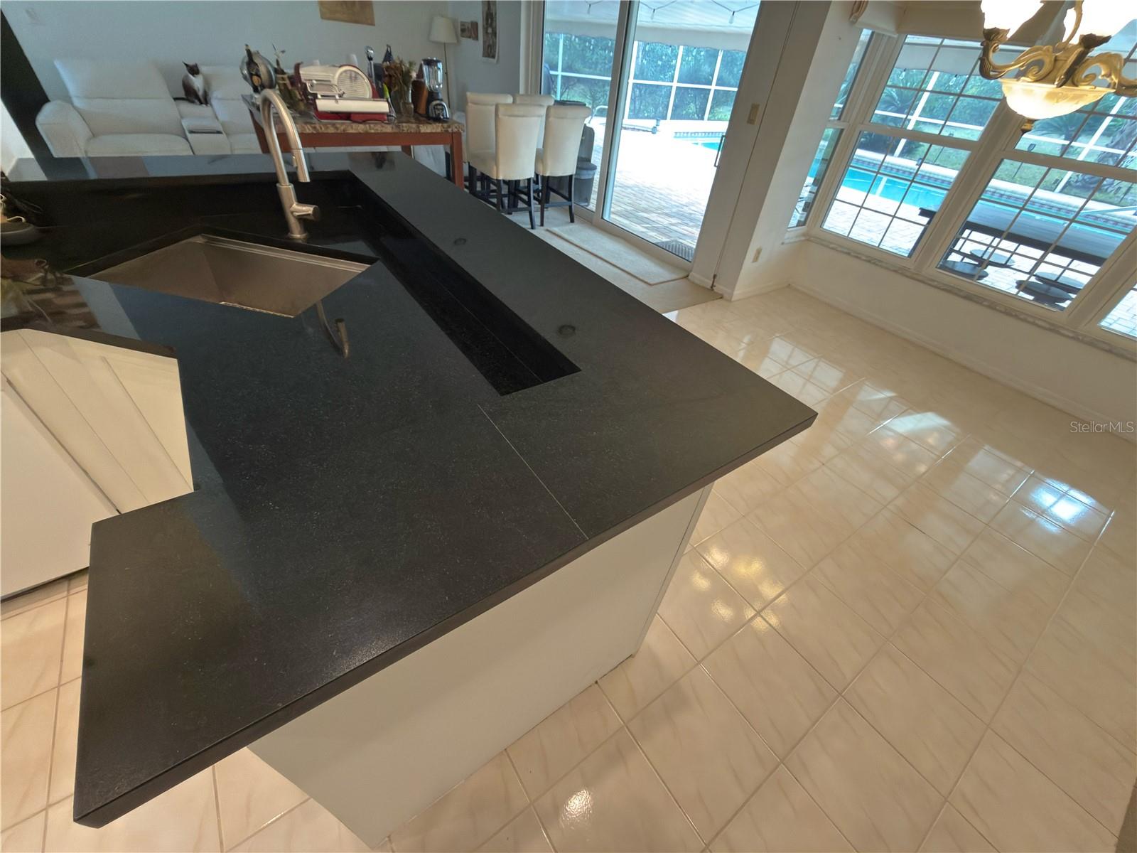 MANDARIN ESTATES - Residential