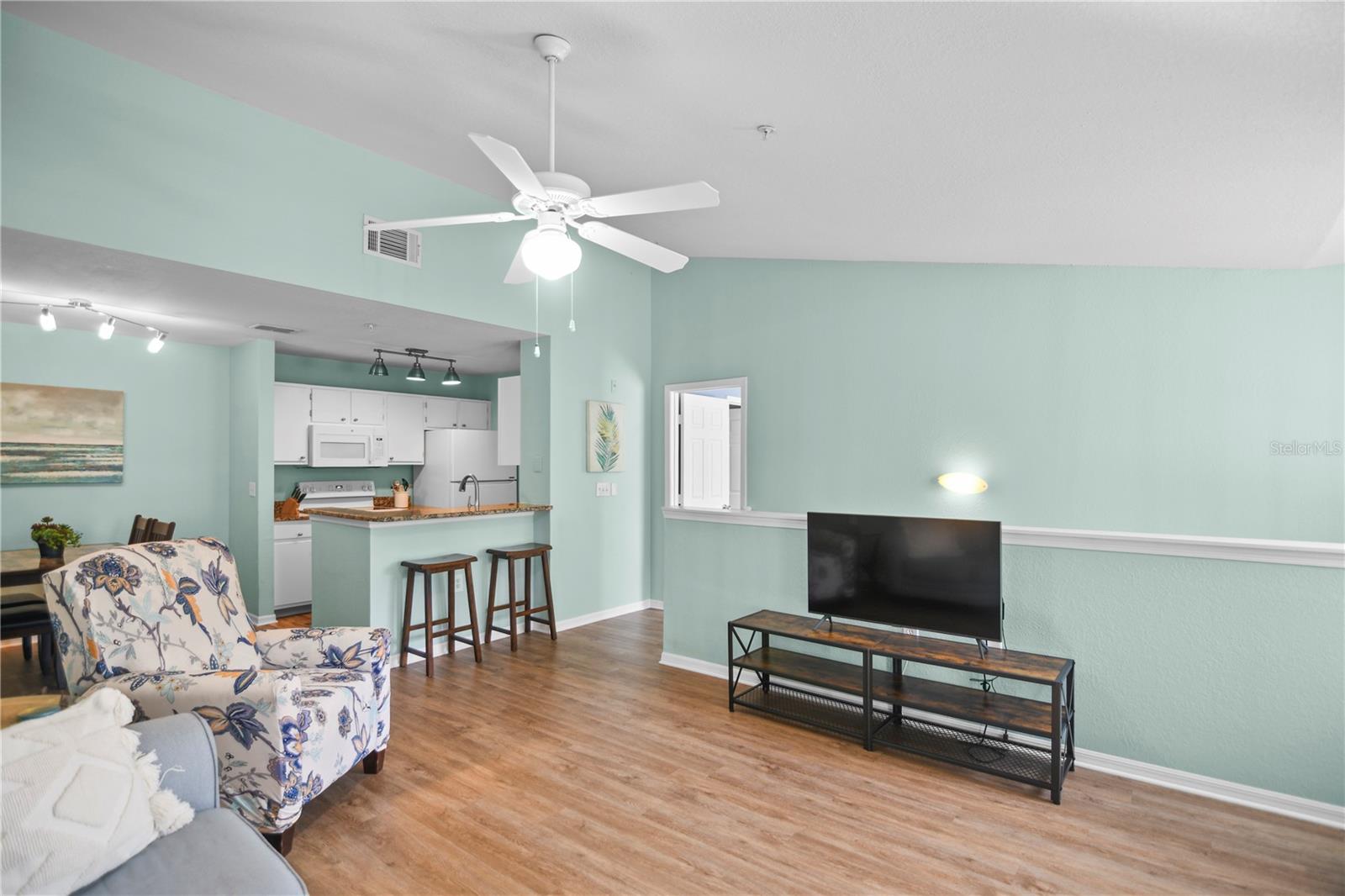 THE VILLAGE AT TOWNPARK OR2057/3888 - Residential