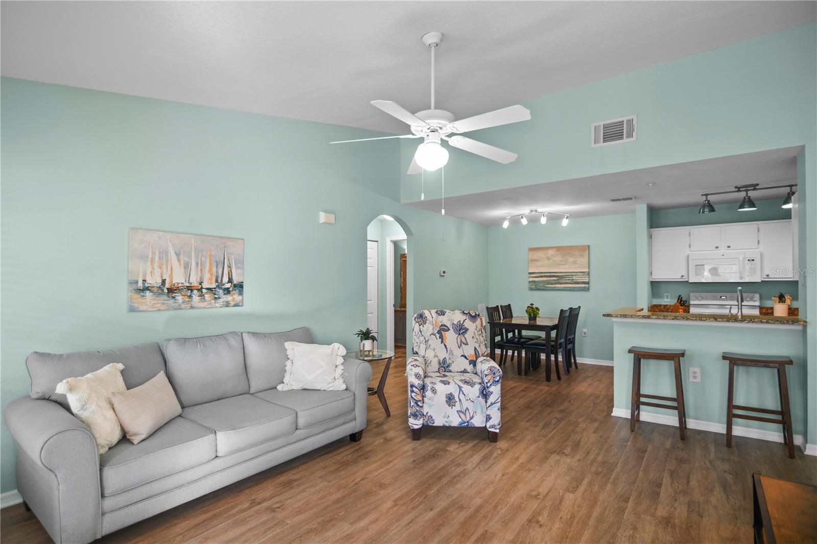 THE VILLAGE AT TOWNPARK OR2057/3888 - Residential