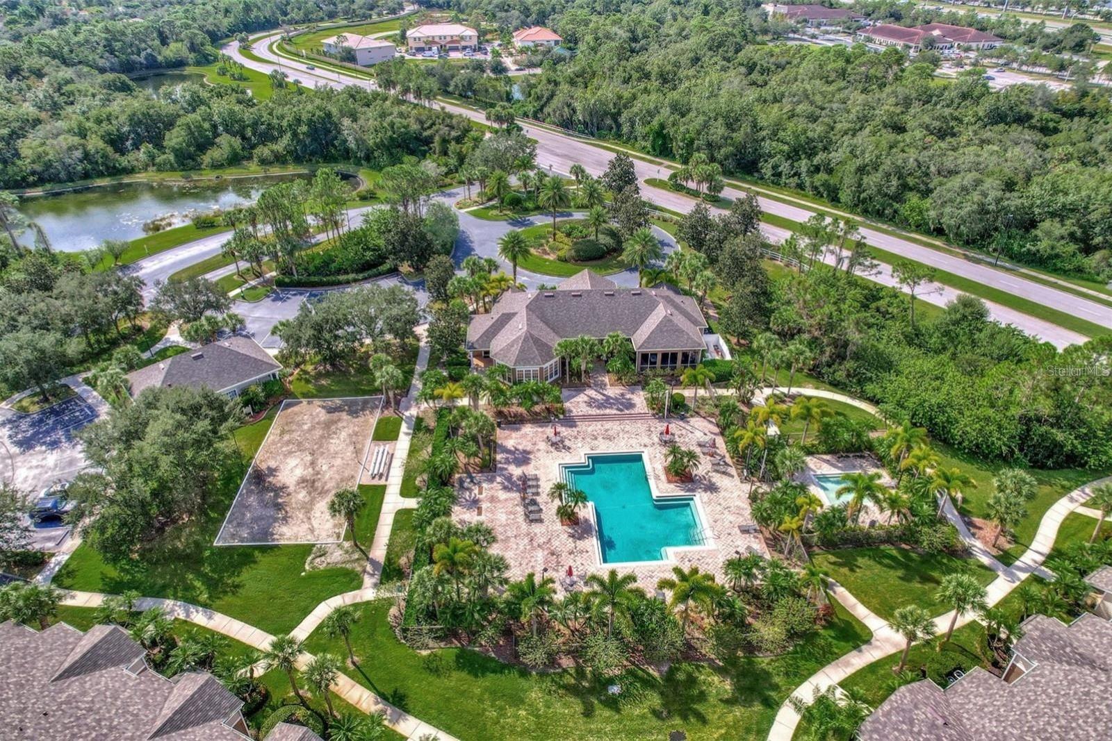 THE VILLAGE AT TOWNPARK OR2057/3888 - Residential