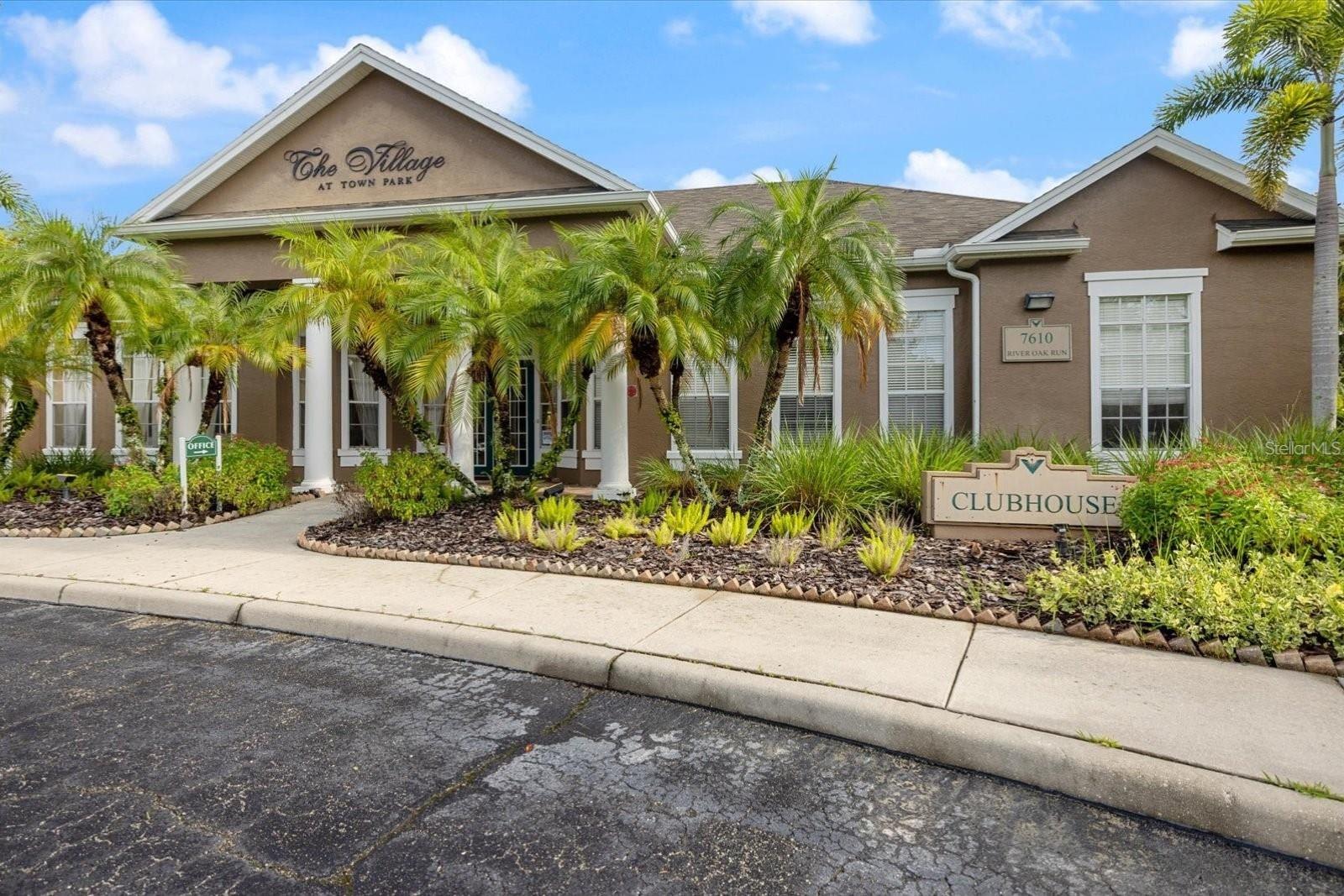 THE VILLAGE AT TOWNPARK OR2057/3888 - Residential