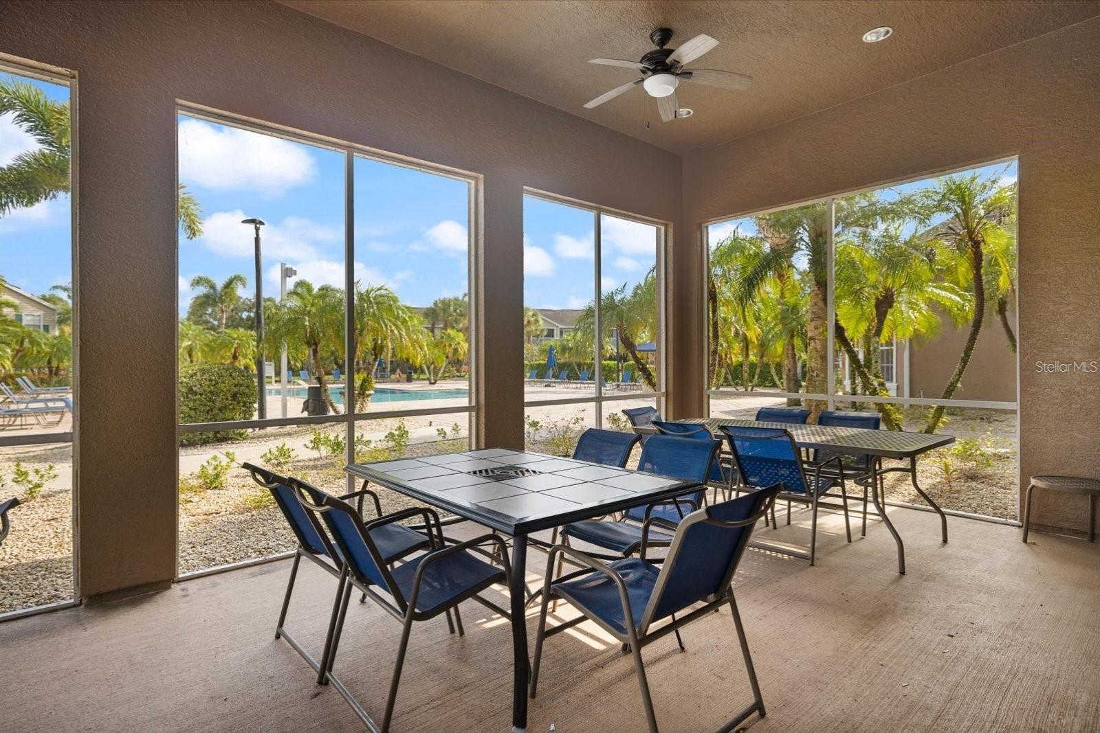 THE VILLAGE AT TOWNPARK OR2057/3888 - Residential