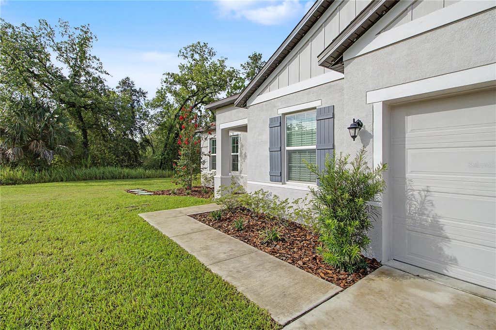 Photo of 14557 Cedarwood Avenue, Weeki Wachee, FL 34614 (MLS # OM730104)