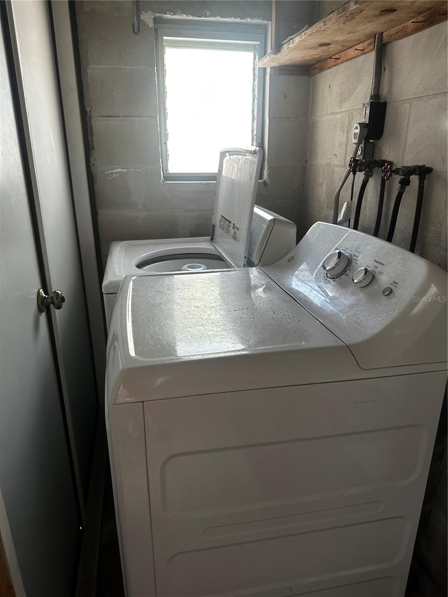 BAY TERRACE & BAY TERRACE ADD - Residential Lease