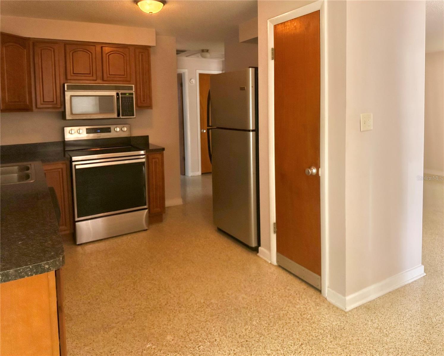 BAY TERRACE & BAY TERRACE ADD - Residential Lease