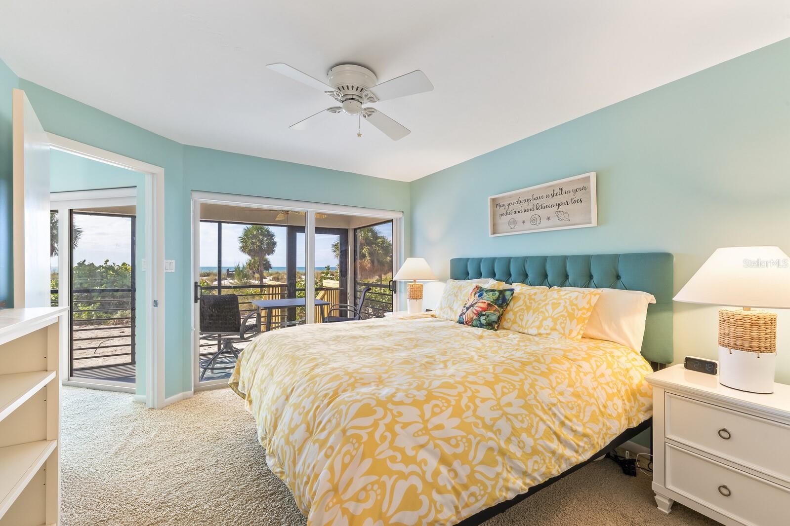 BEACH CHALET - Residential