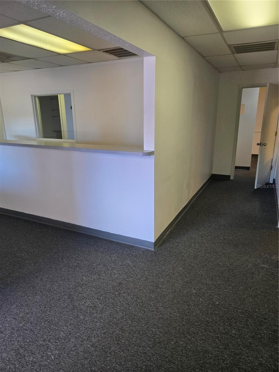 PINELLAS FARMS - Commercial Lease