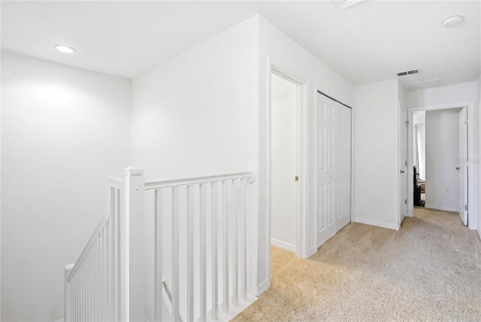 CRESTWYND BAY - Residential