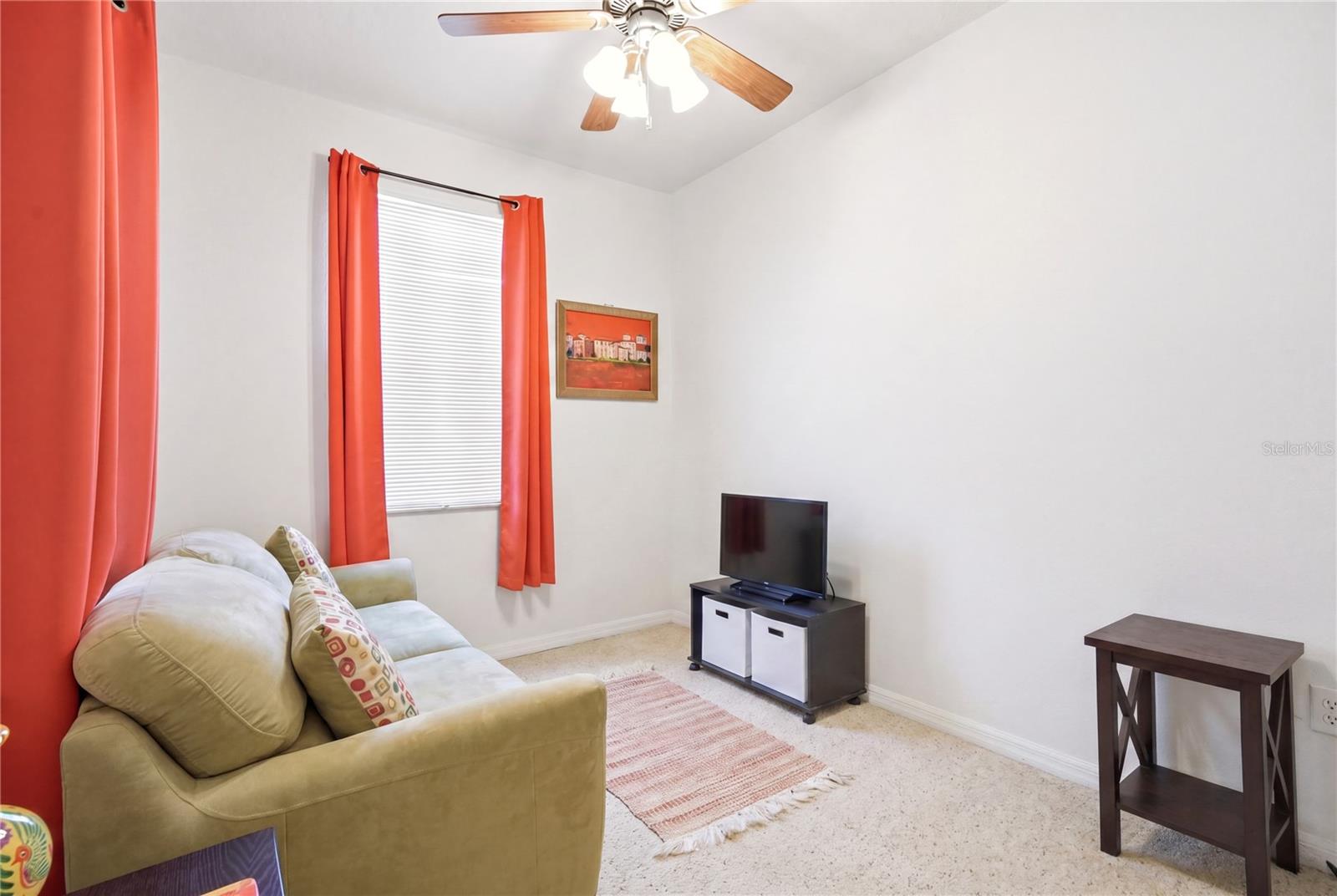 CRESTWYND BAY - Residential