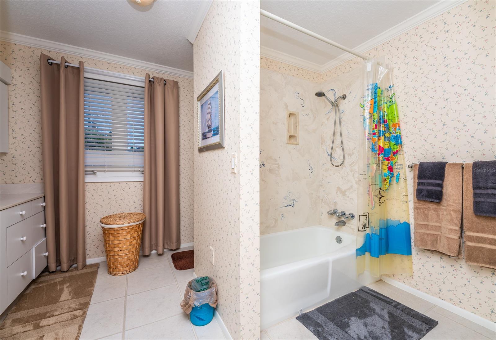 West/Peninsular Ave - Residential