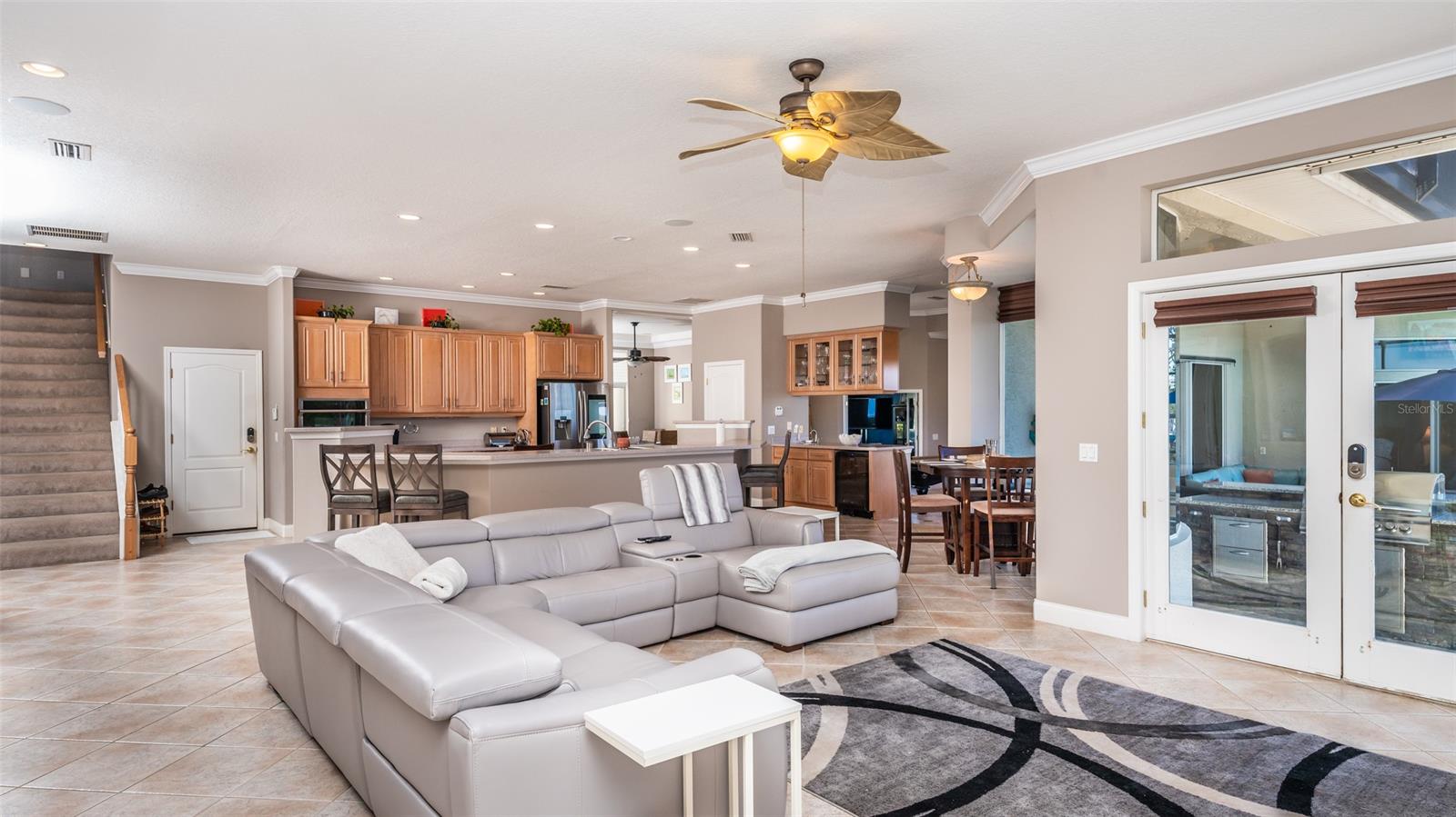 West/Peninsular Ave - Residential