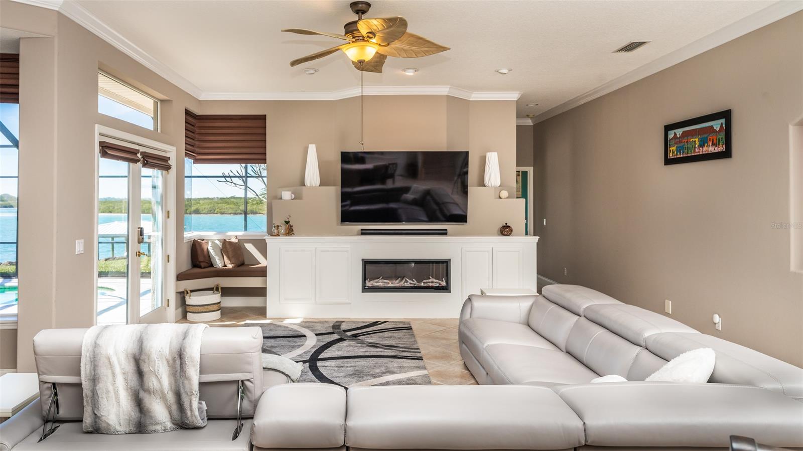 West/Peninsular Ave - Residential