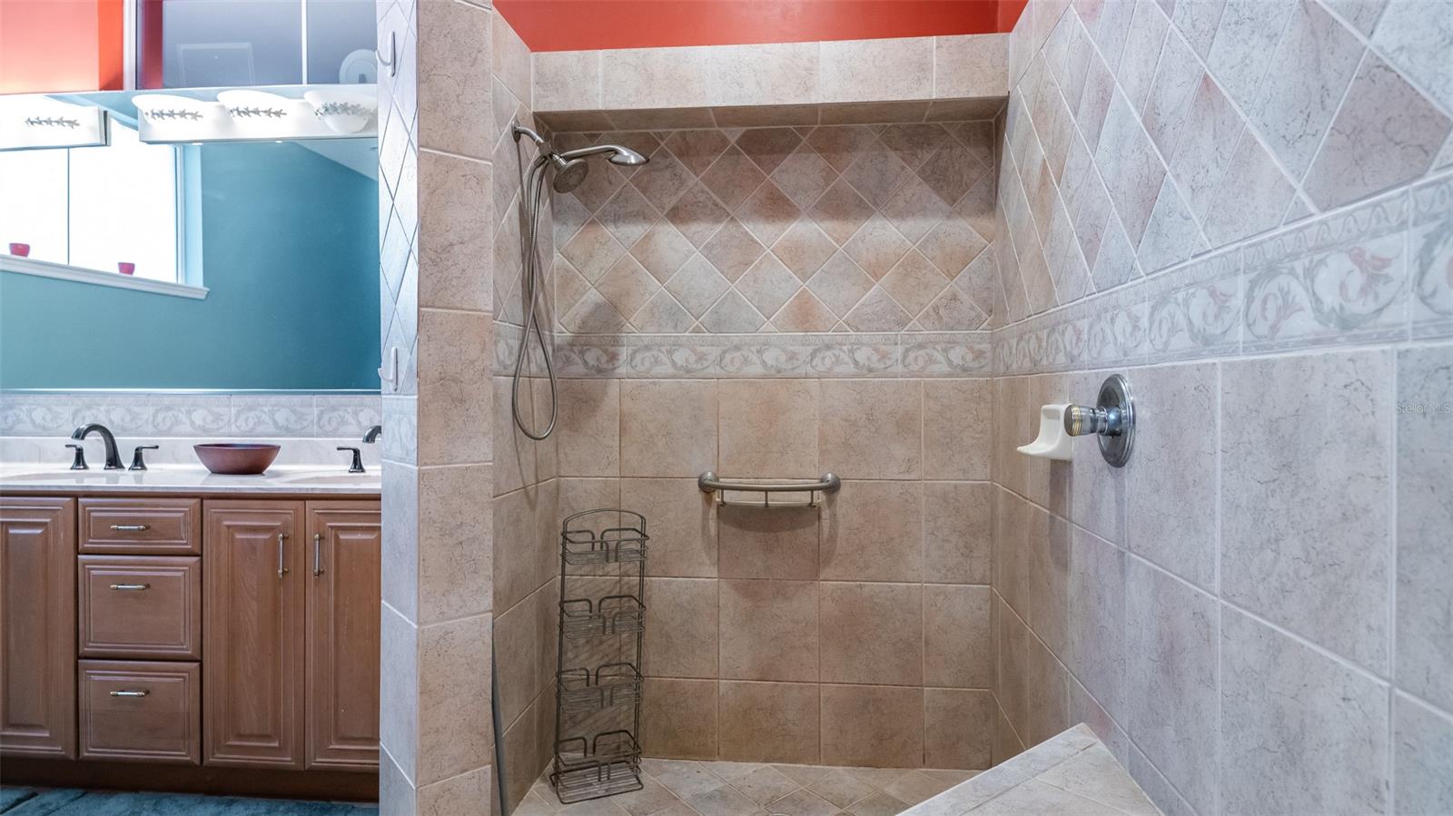 West/Peninsular Ave - Residential