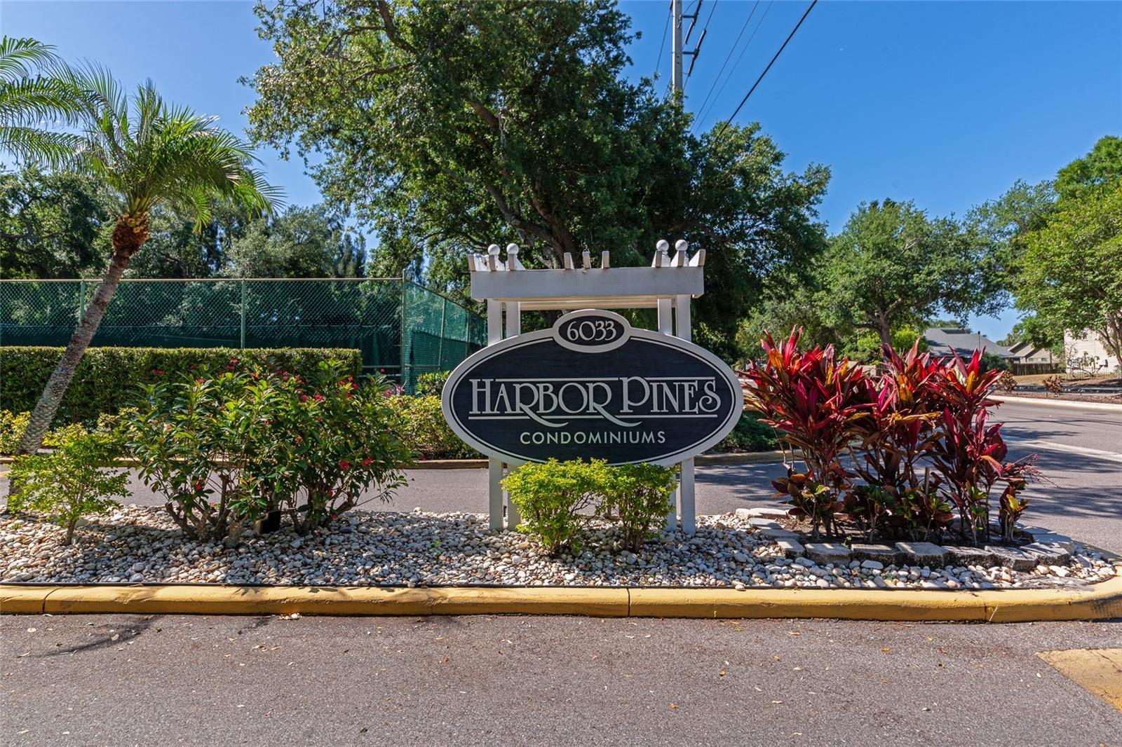 HARBOR PINES - Residential