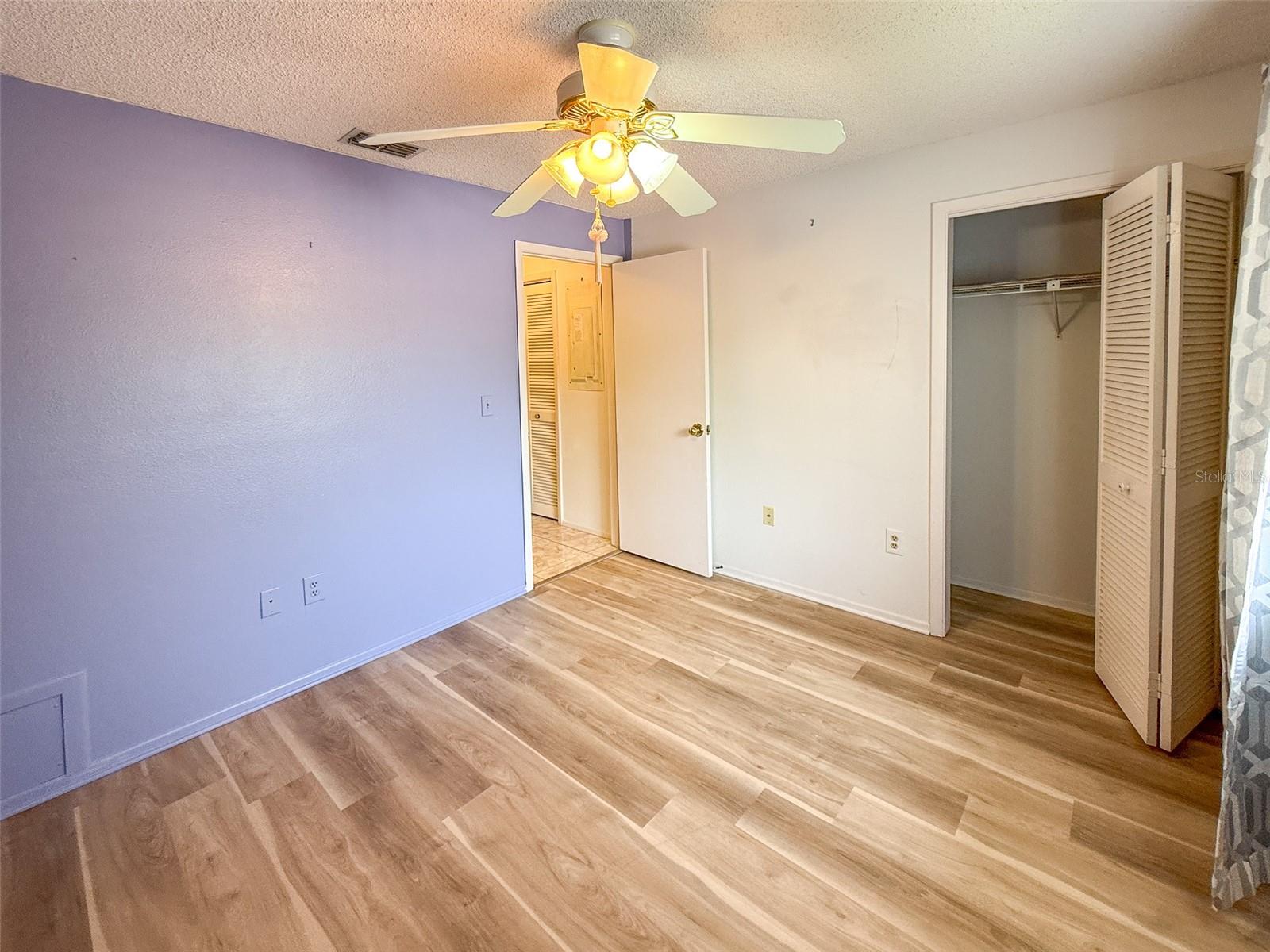 EAGLESWOOD CONDO - Residential