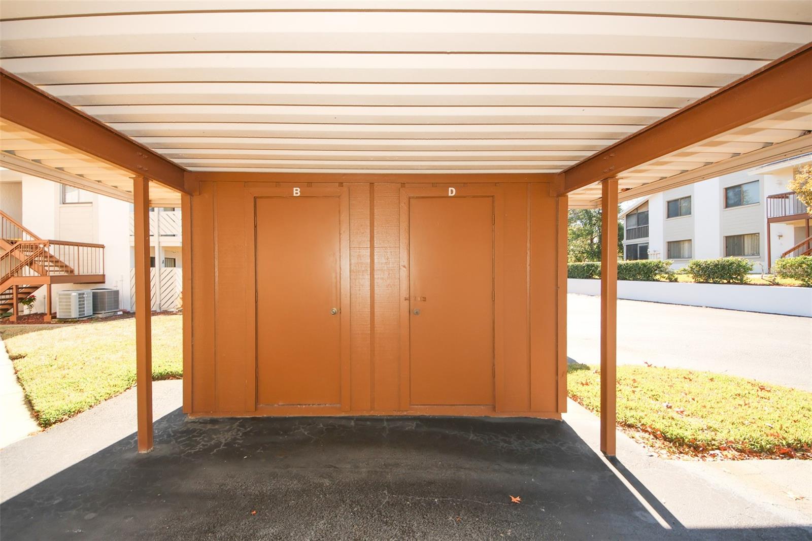 EAGLESWOOD CONDO - Residential