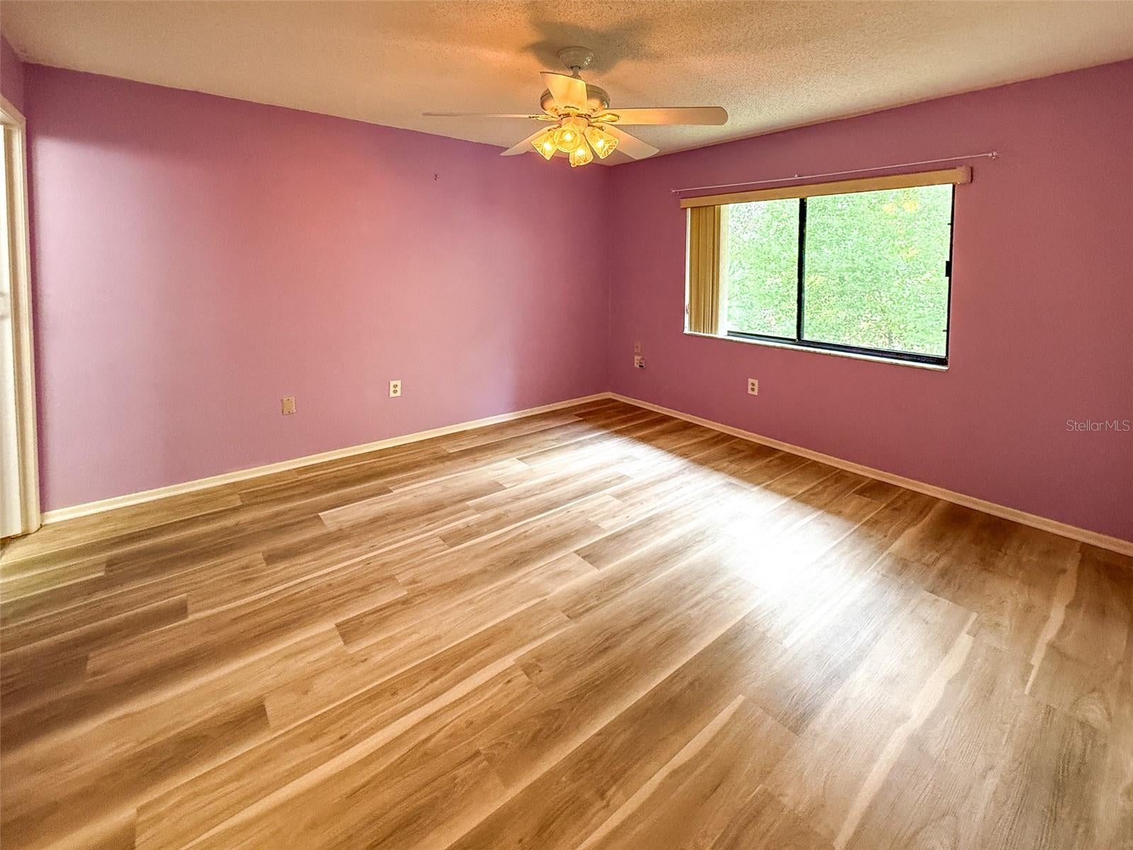 EAGLESWOOD CONDO - Residential