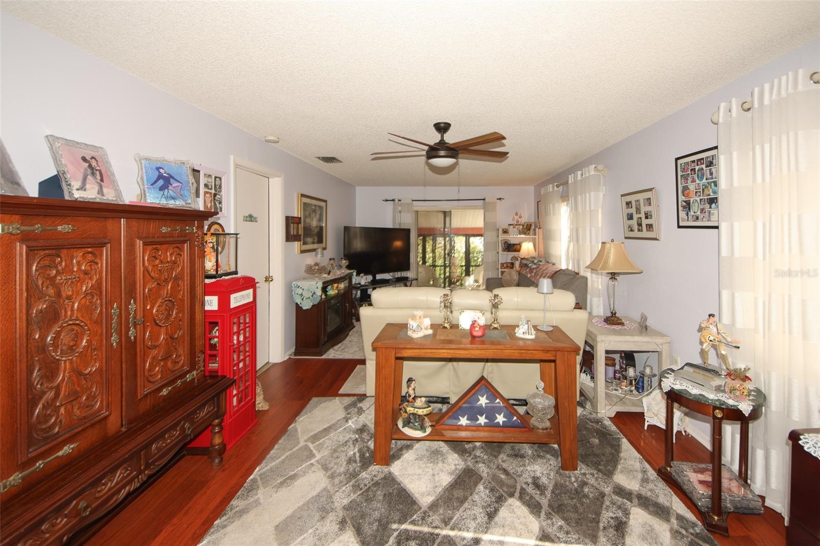 EAGLESWOOD CONDO - Residential