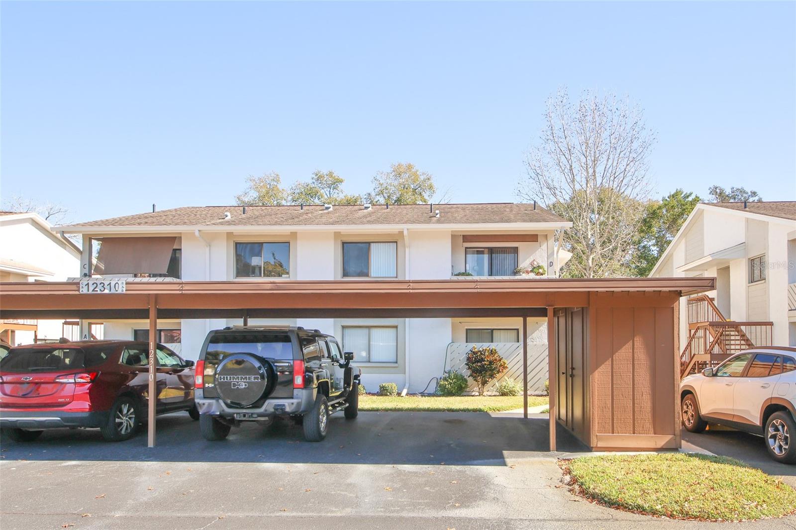 EAGLESWOOD CONDO - Residential