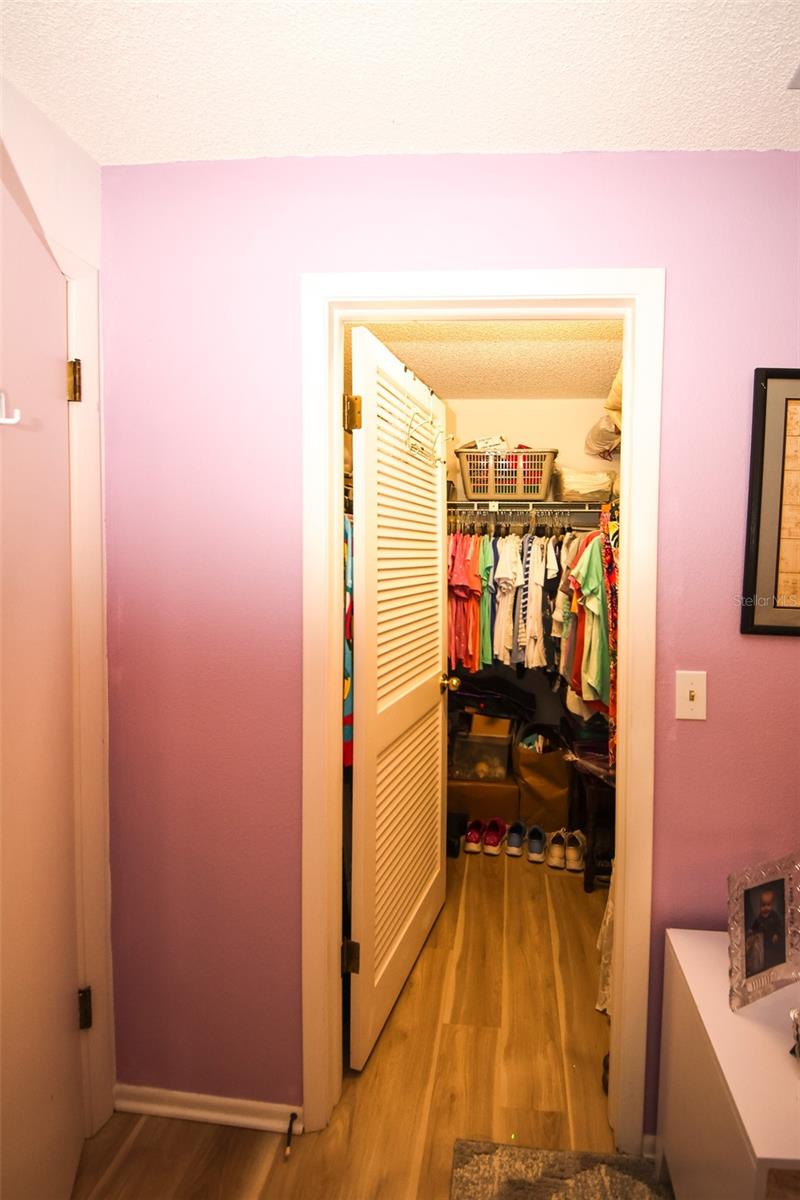 EAGLESWOOD CONDO - Residential