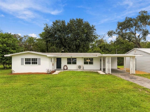 Photo of 5223 Azalea Circle, Dade City, FL 33523 (MLS # TB8555774)