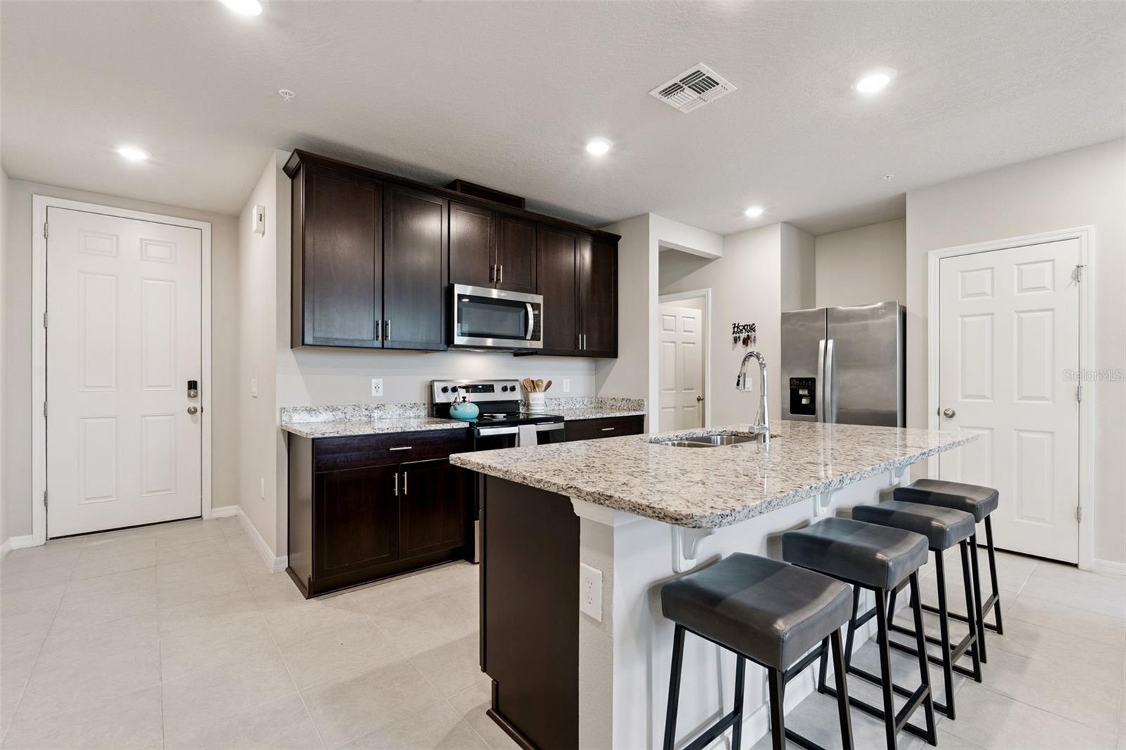 GREENS/FRST LAKE PH 1 - Residential